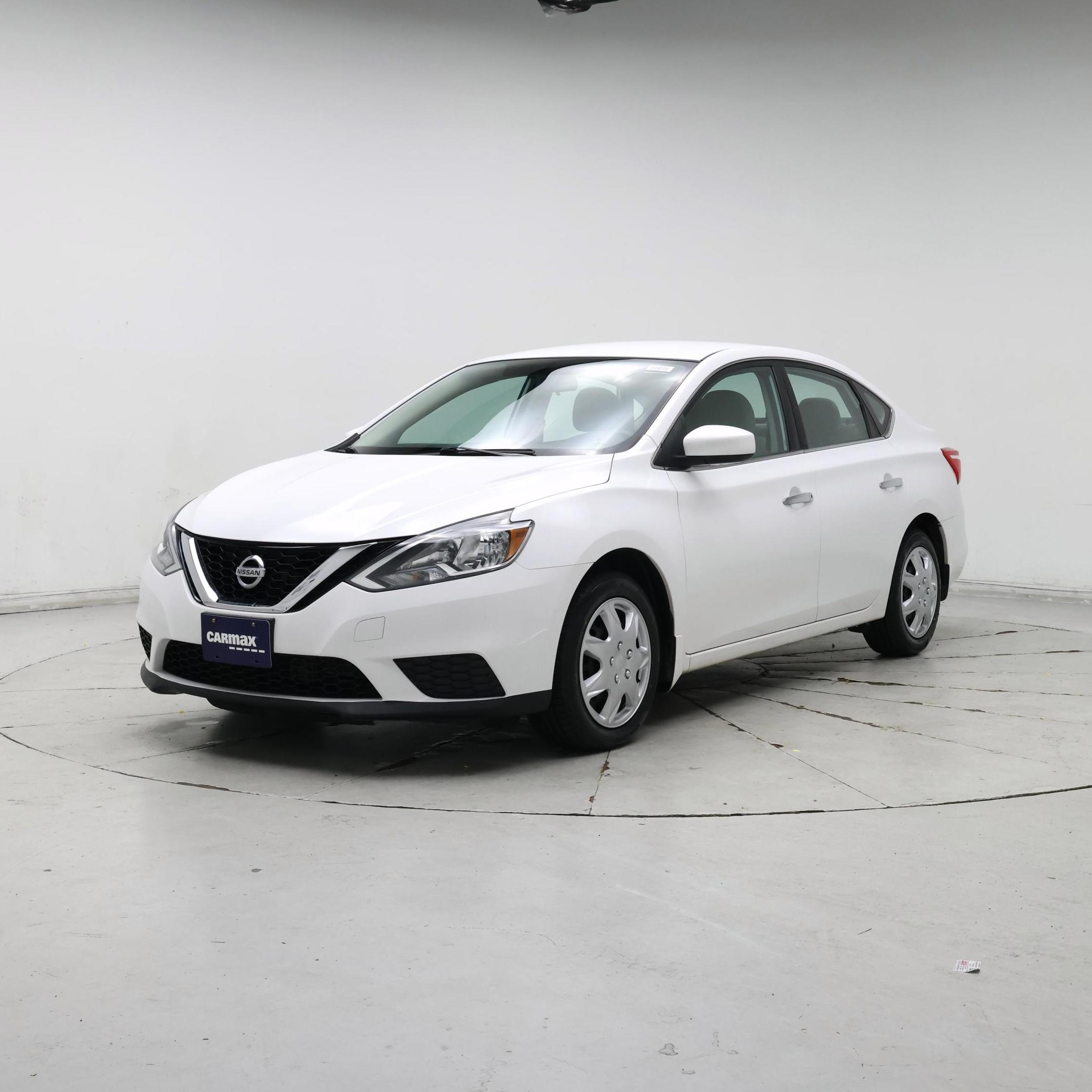 Thumbnail: 2017 Nissan Sentra - 4