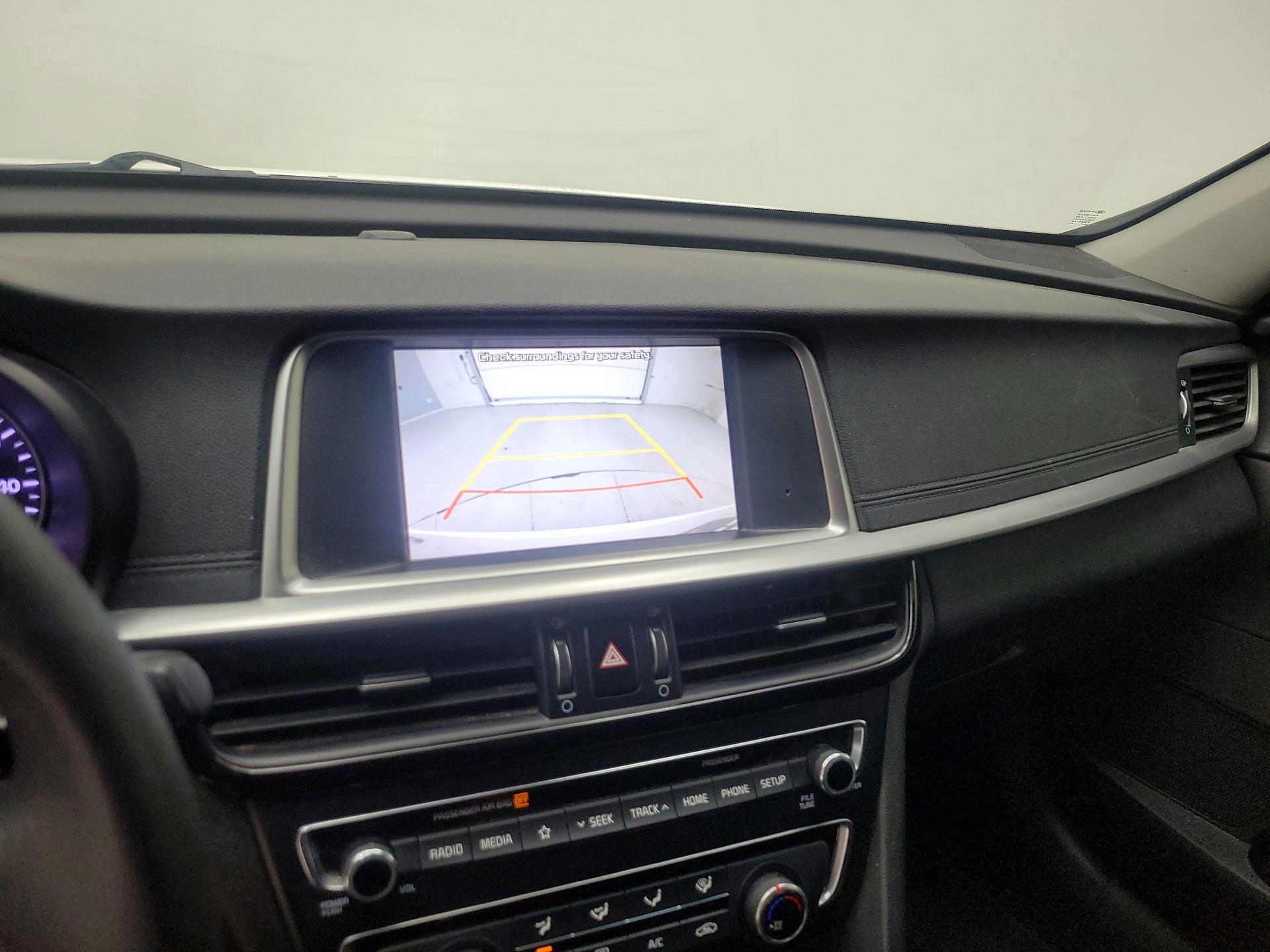 Thumbnail: 2020 Kia Optima - 14