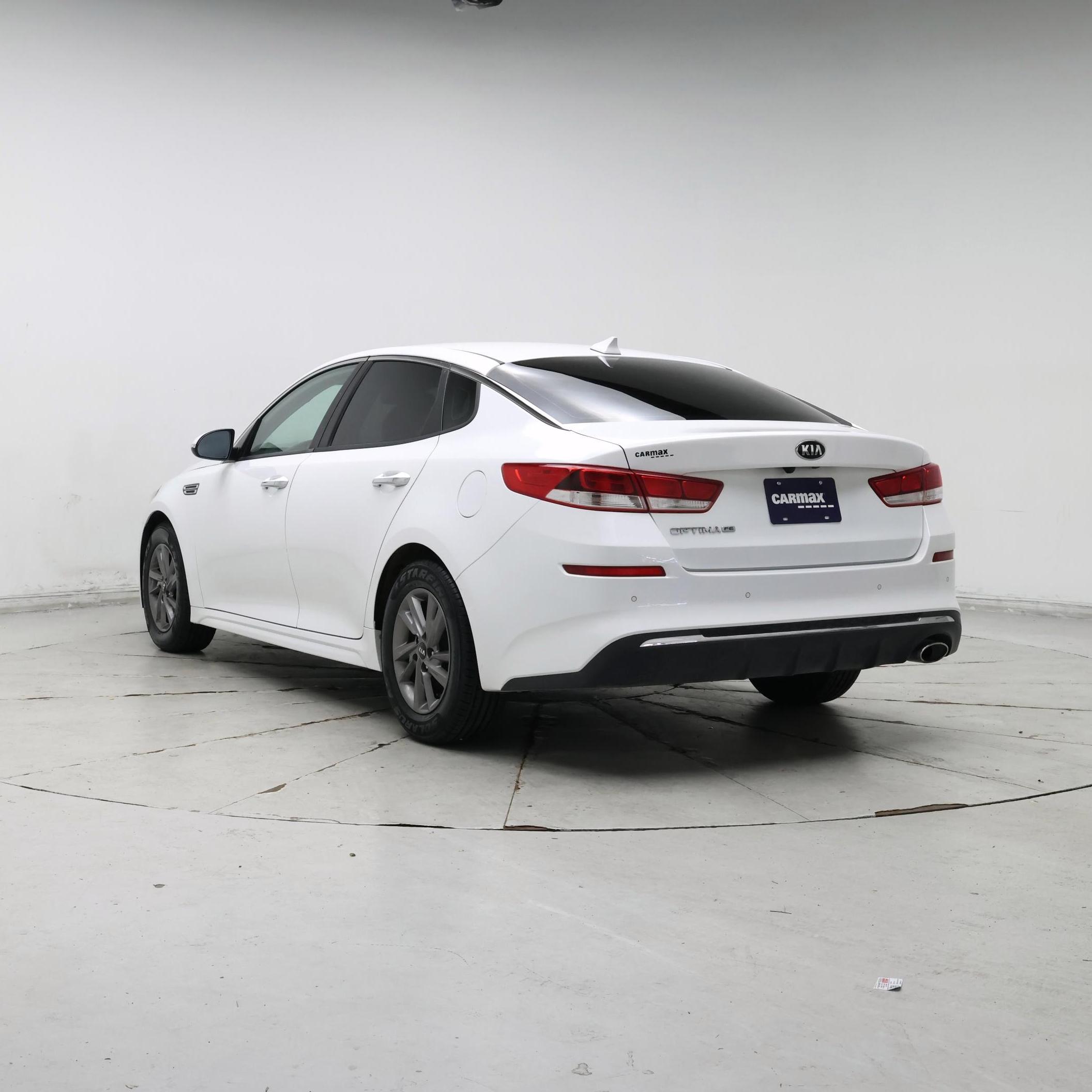 Thumbnail: 2020 Kia Optima - 2