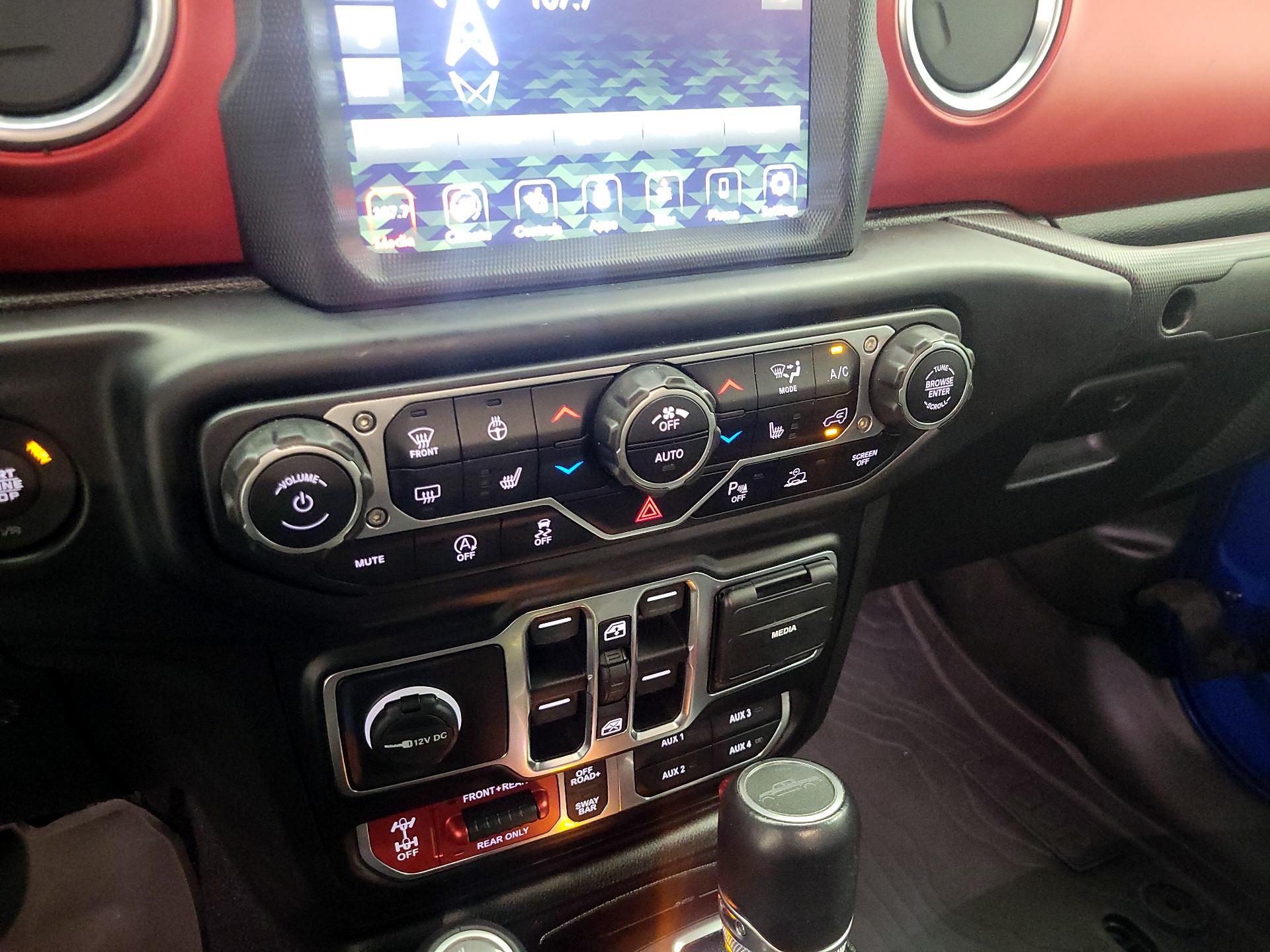 Thumbnail: 2020 Jeep Gladiator - 15