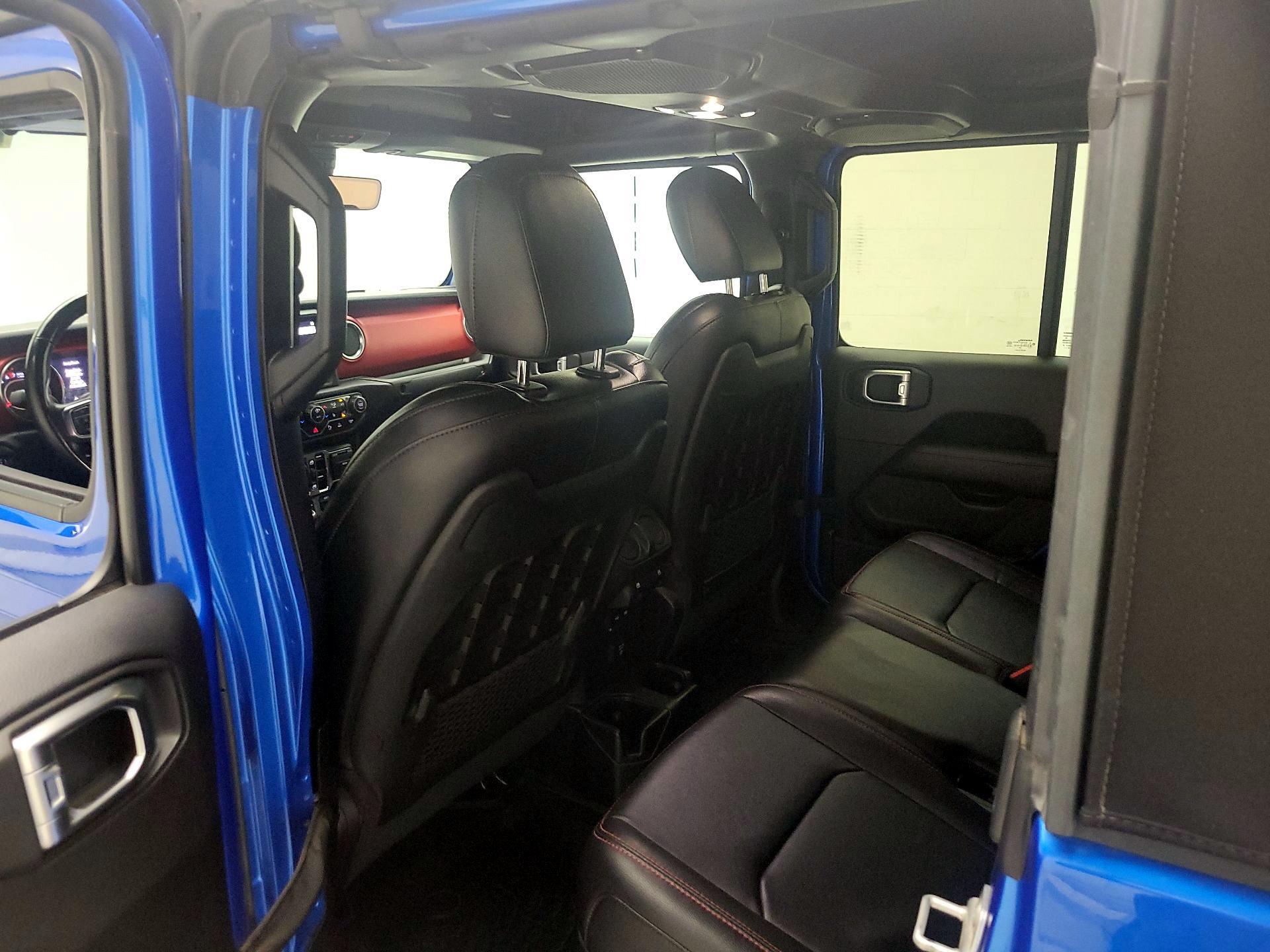 Thumbnail: 2020 Jeep Gladiator - 18