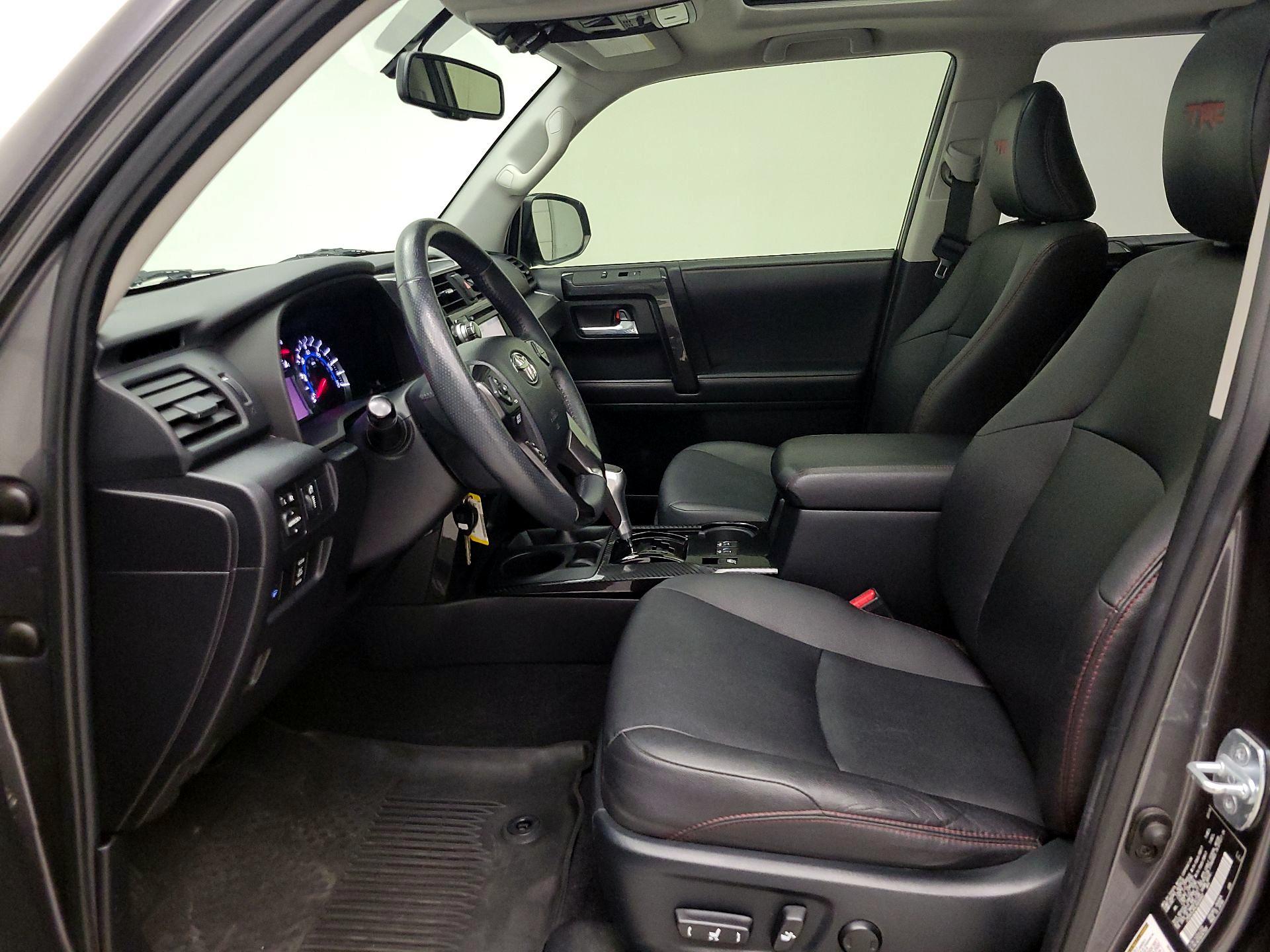 Thumbnail: 2018 Toyota 4Runner - 11