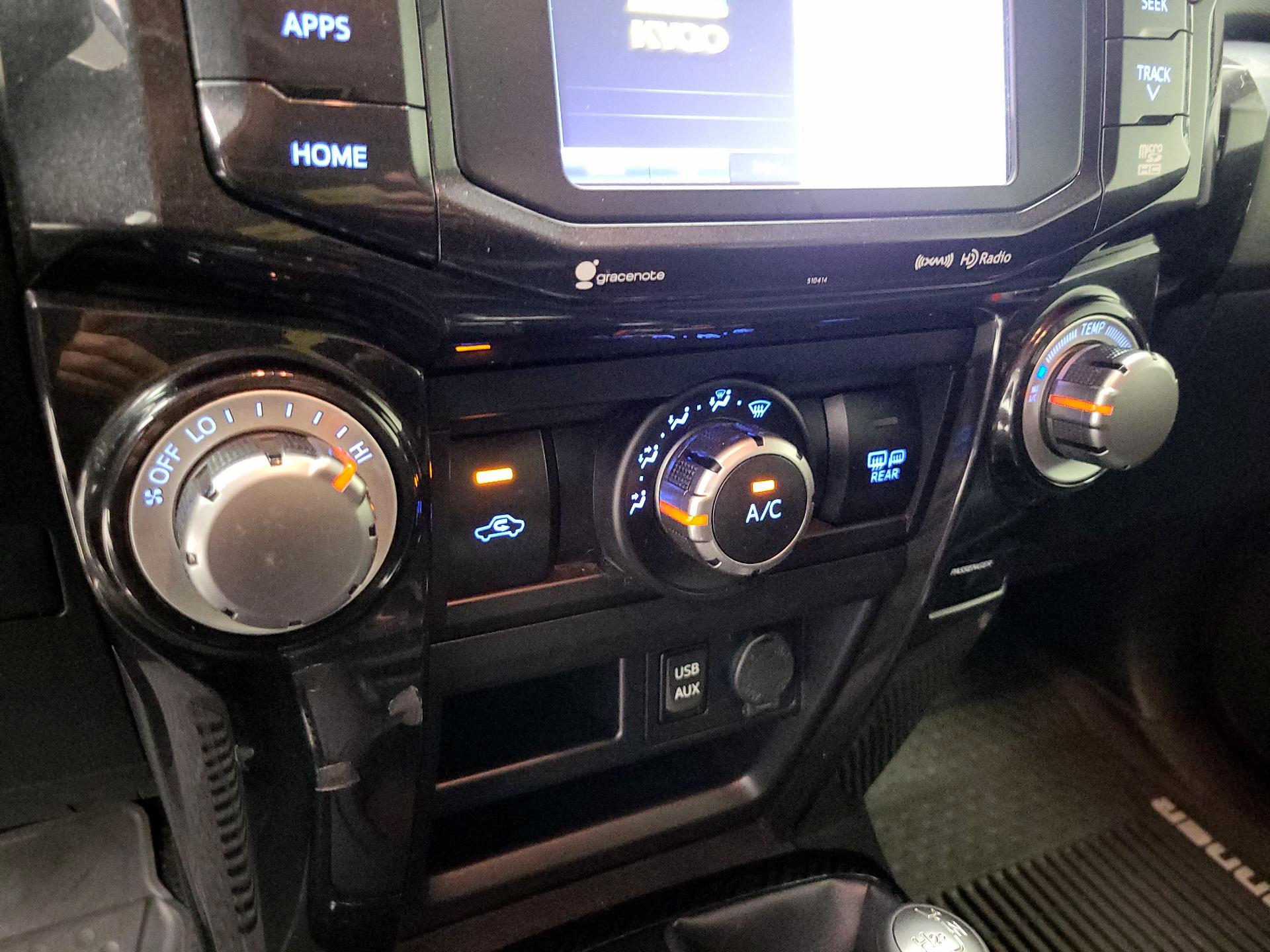 Thumbnail: 2018 Toyota 4Runner - 17