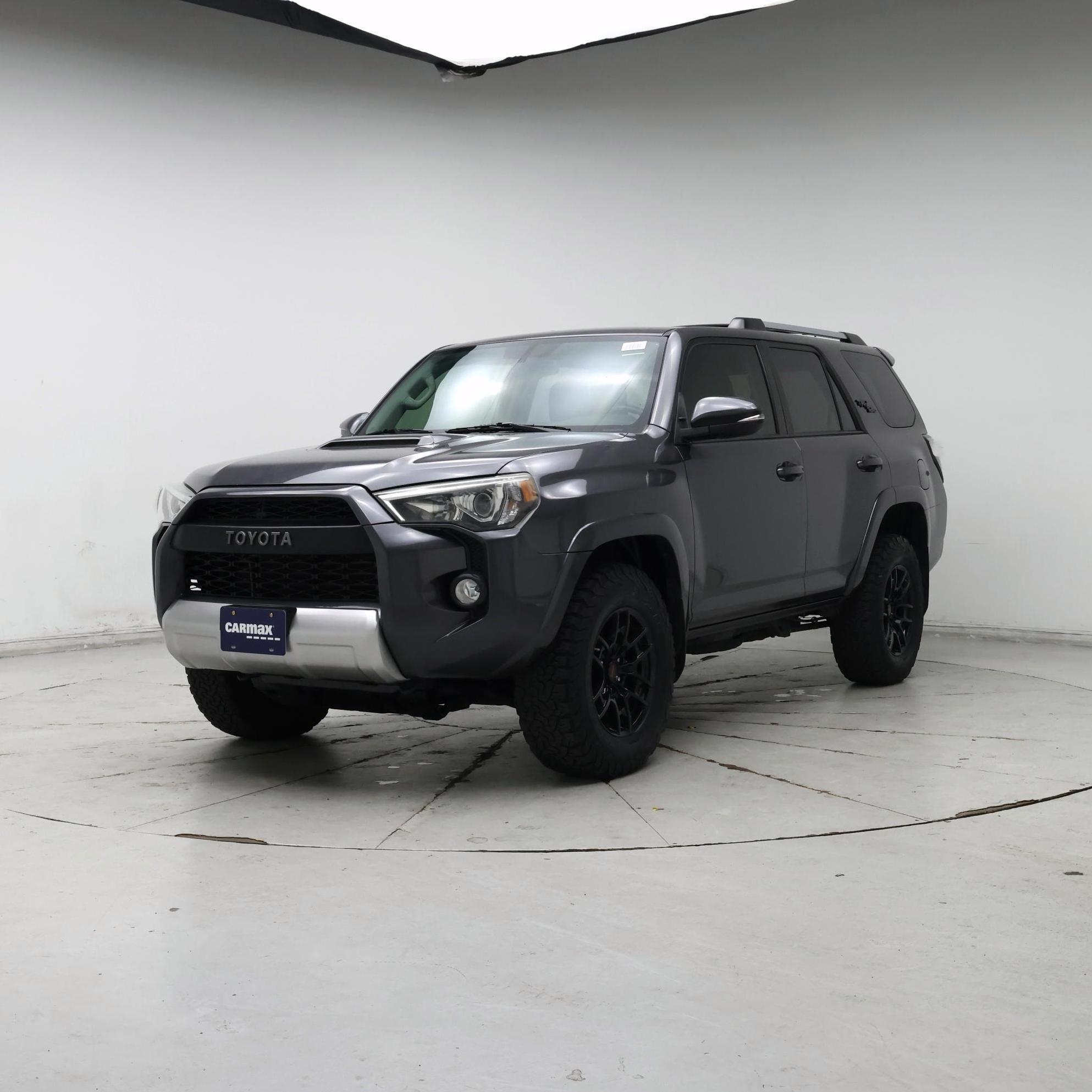 Thumbnail: 2018 Toyota 4Runner - 4
