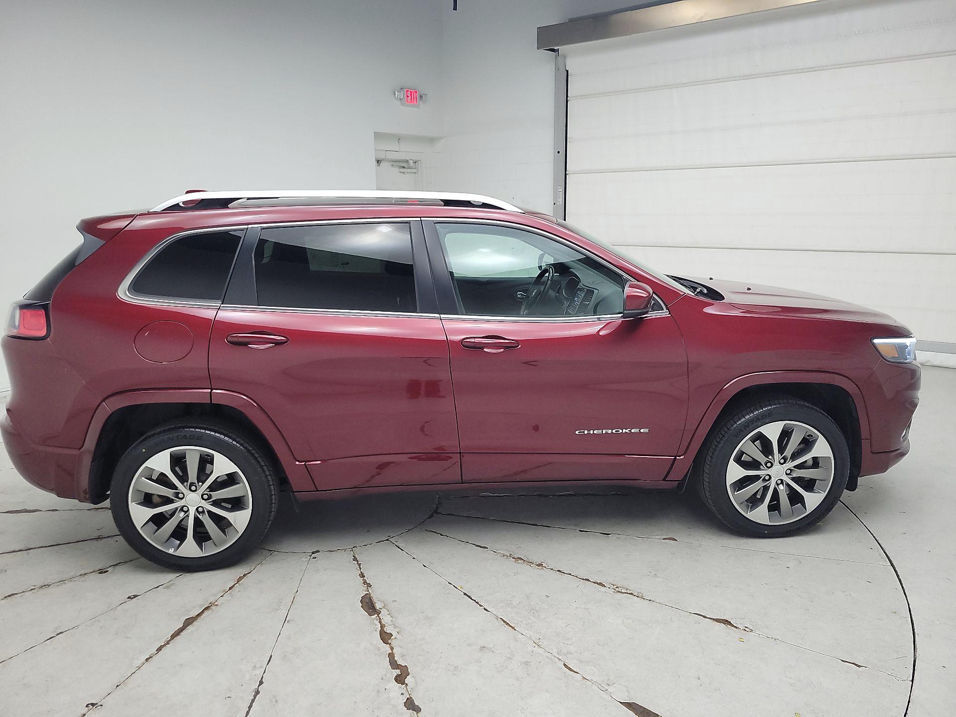 Thumbnail: 2019 Jeep Cherokee - 4