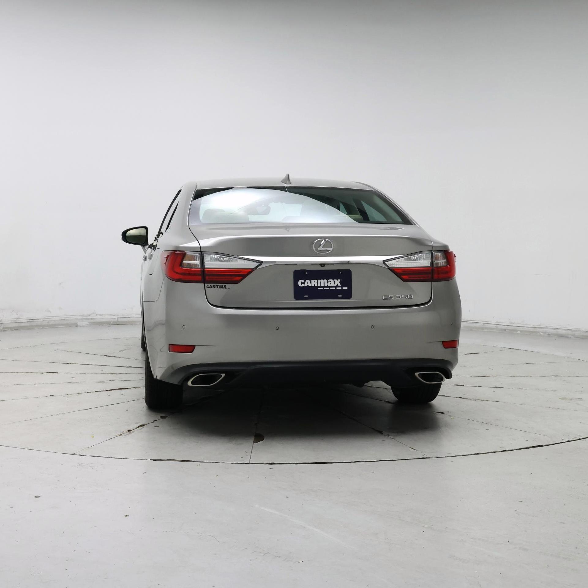 Thumbnail: 2017 Lexus ES - 6