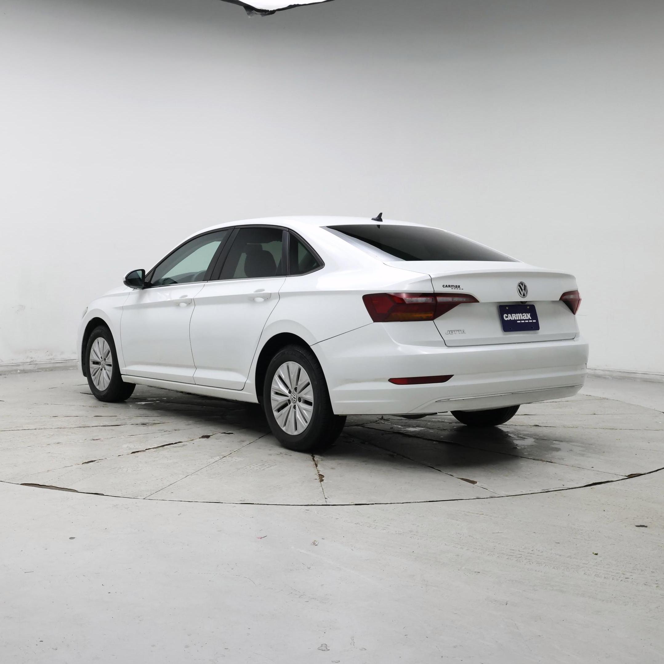 Thumbnail: 2019 Volkswagen Jetta - 2
