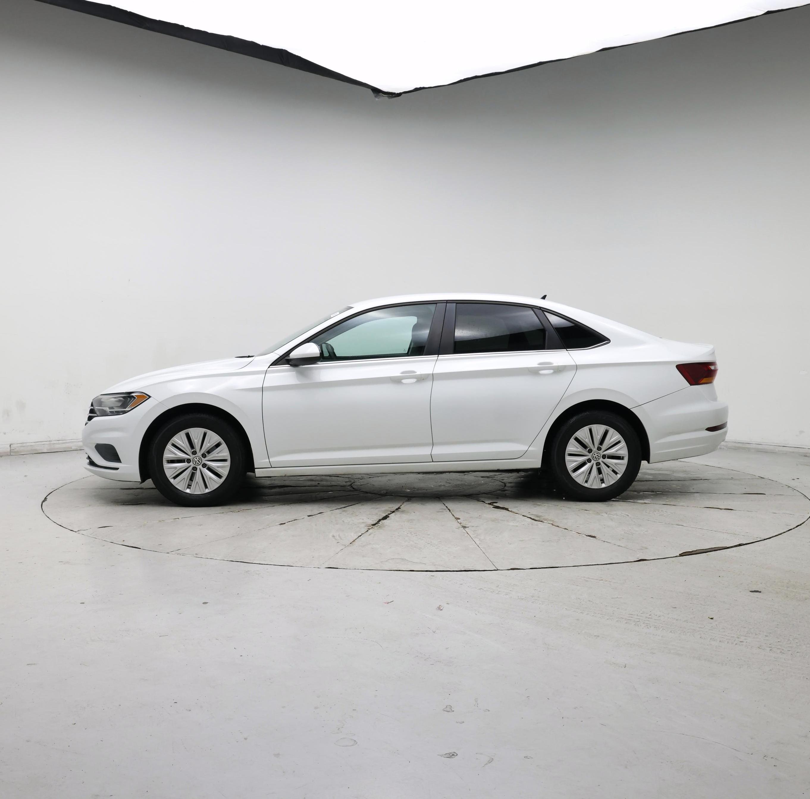 Thumbnail: 2019 Volkswagen Jetta - 3