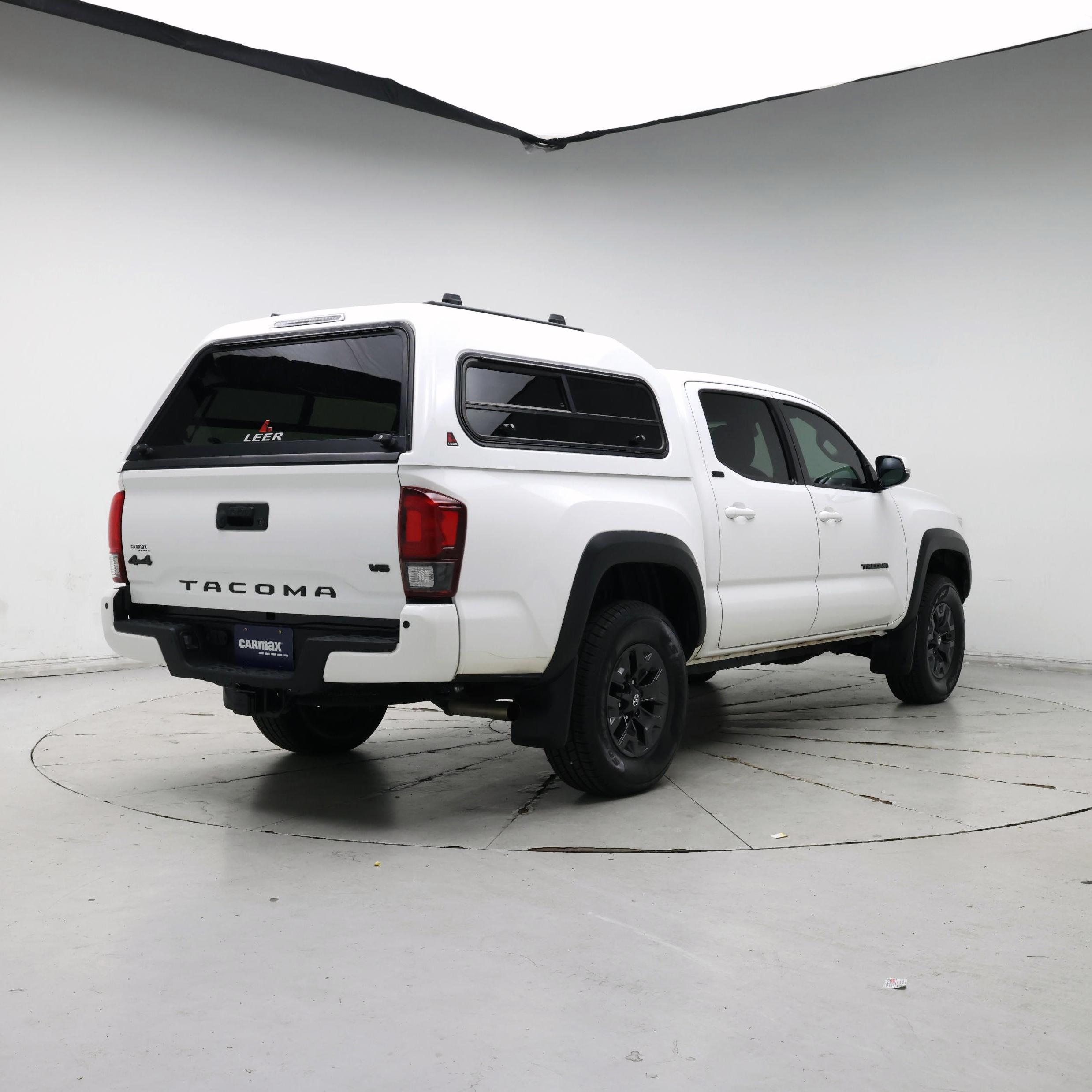 Thumbnail: 2021 Toyota Tacoma - 8