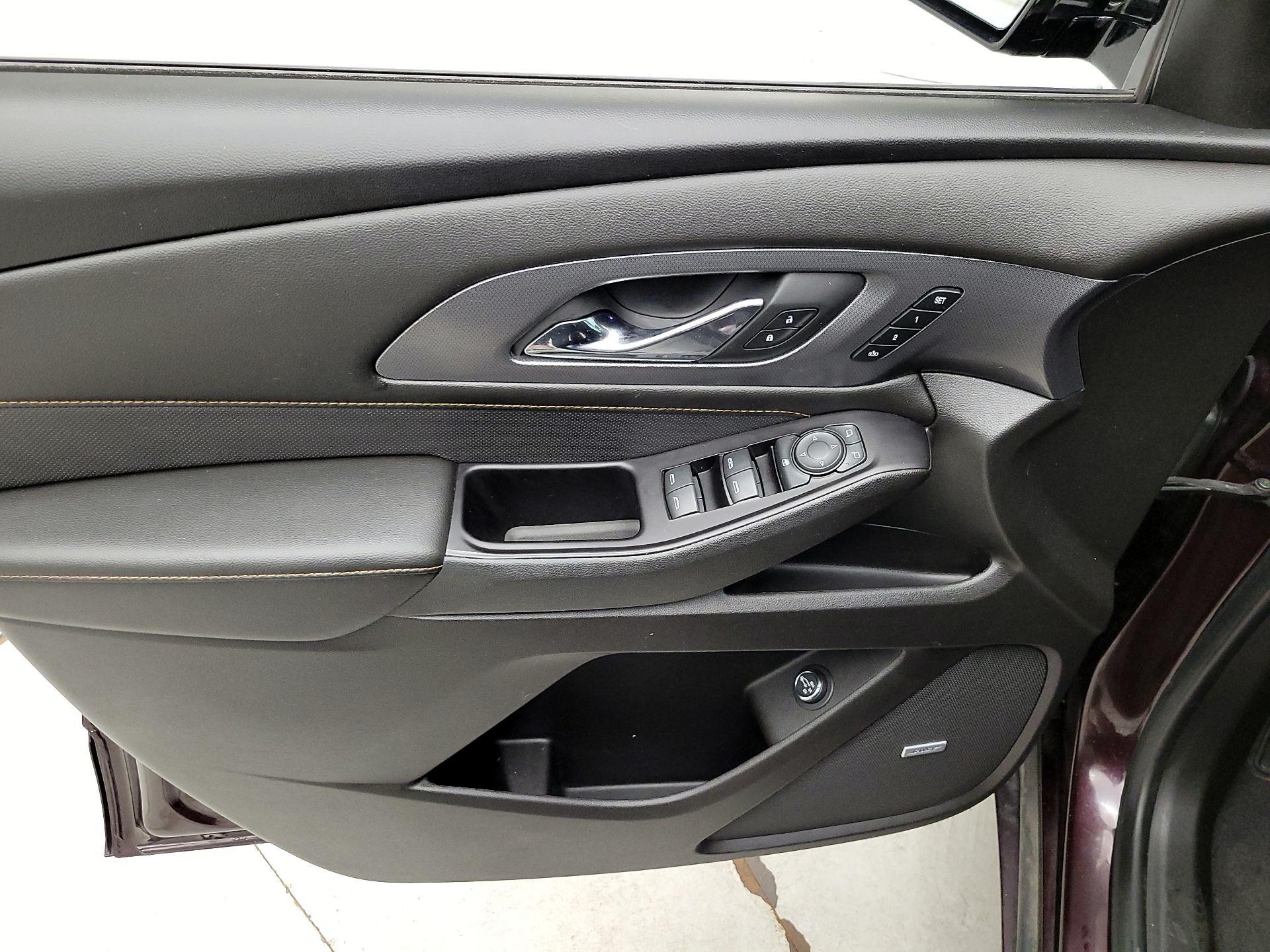 Thumbnail: 2019 Chevrolet Traverse - 12