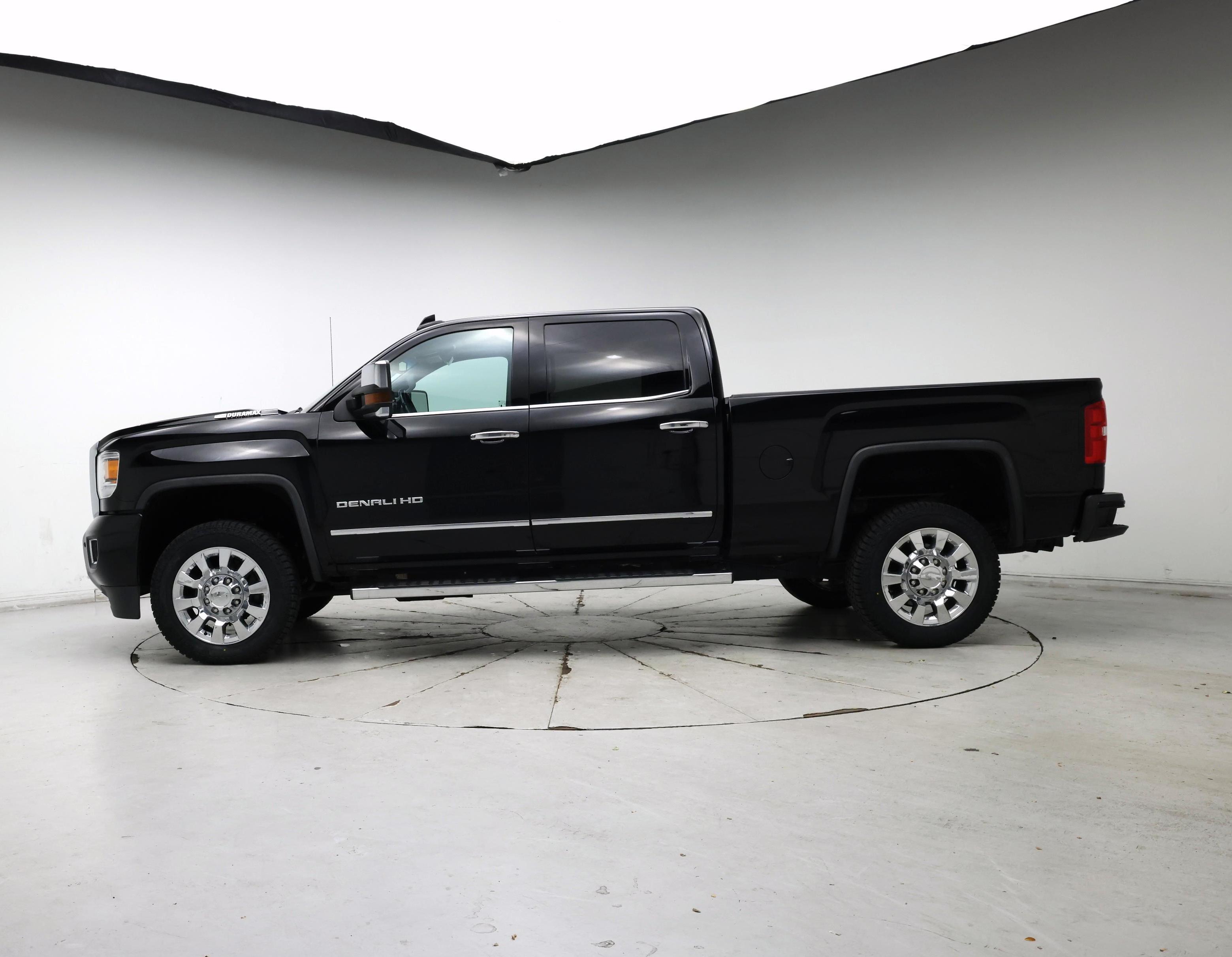 Thumbnail: 2019 GMC Sierra 2500 - 3