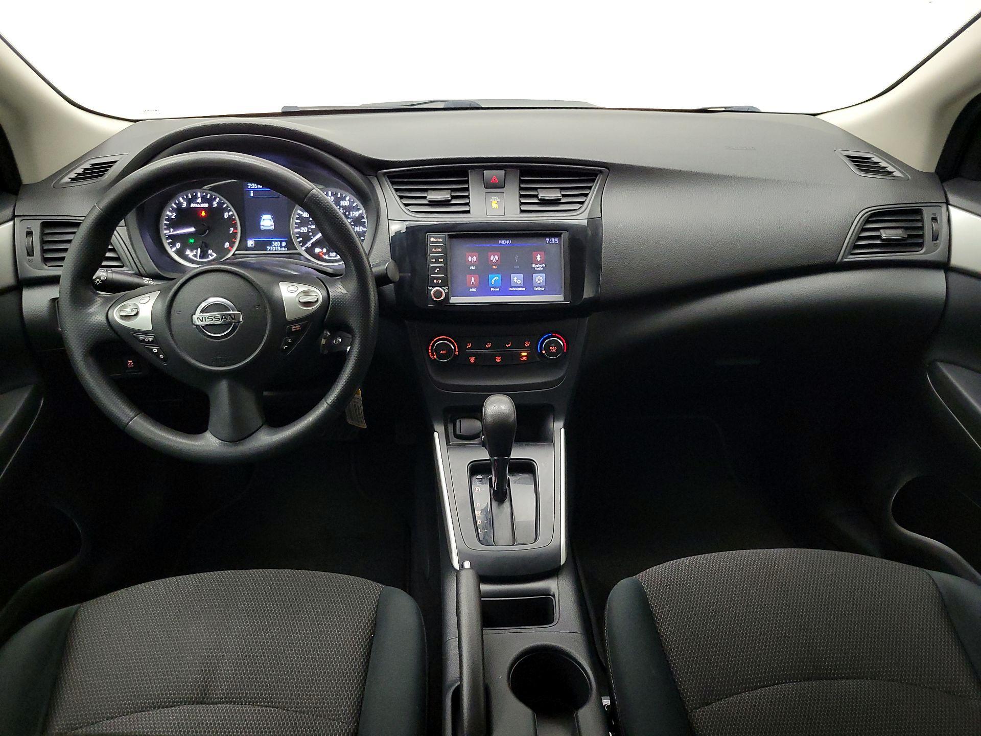 Thumbnail: 2019 Nissan Sentra - 9