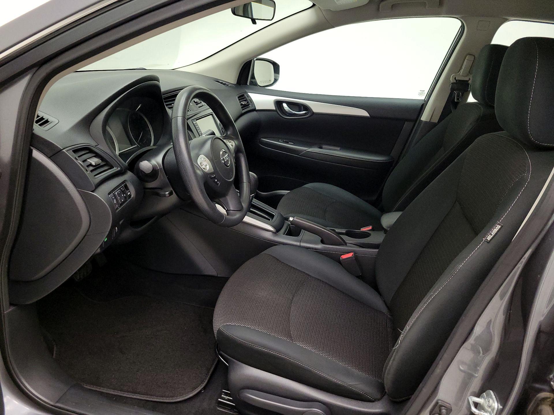 Thumbnail: 2019 Nissan Sentra - 11