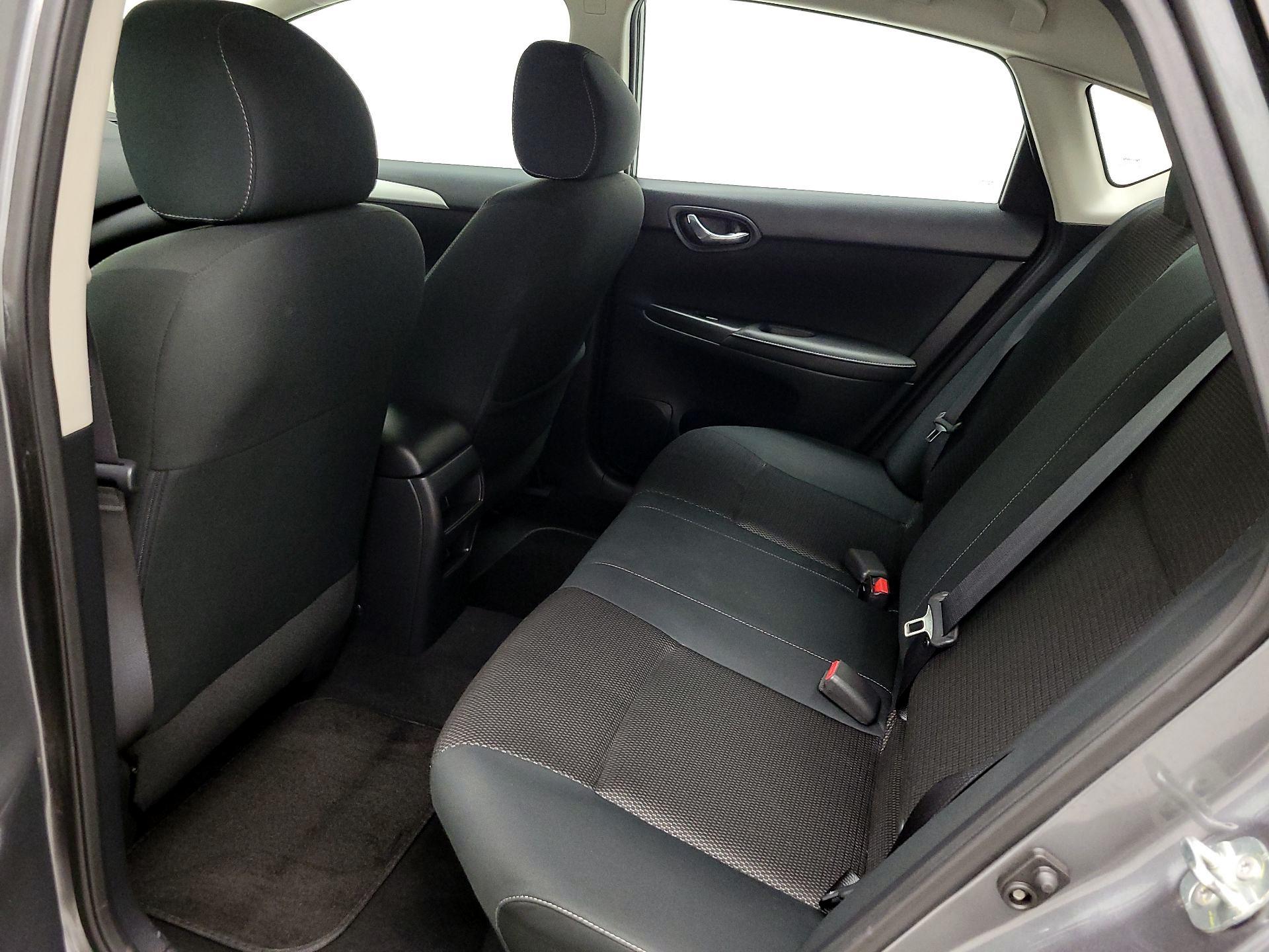 Thumbnail: 2019 Nissan Sentra - 19