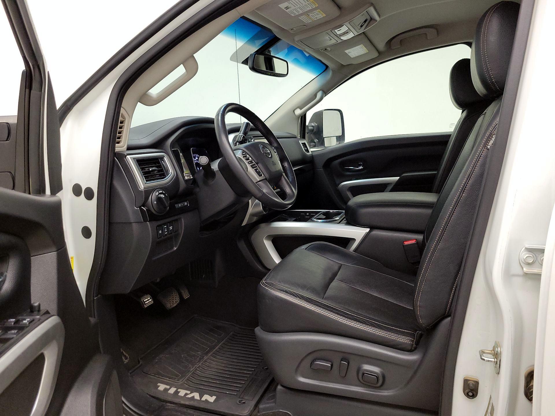 Thumbnail: 2018 Nissan Titan - 11
