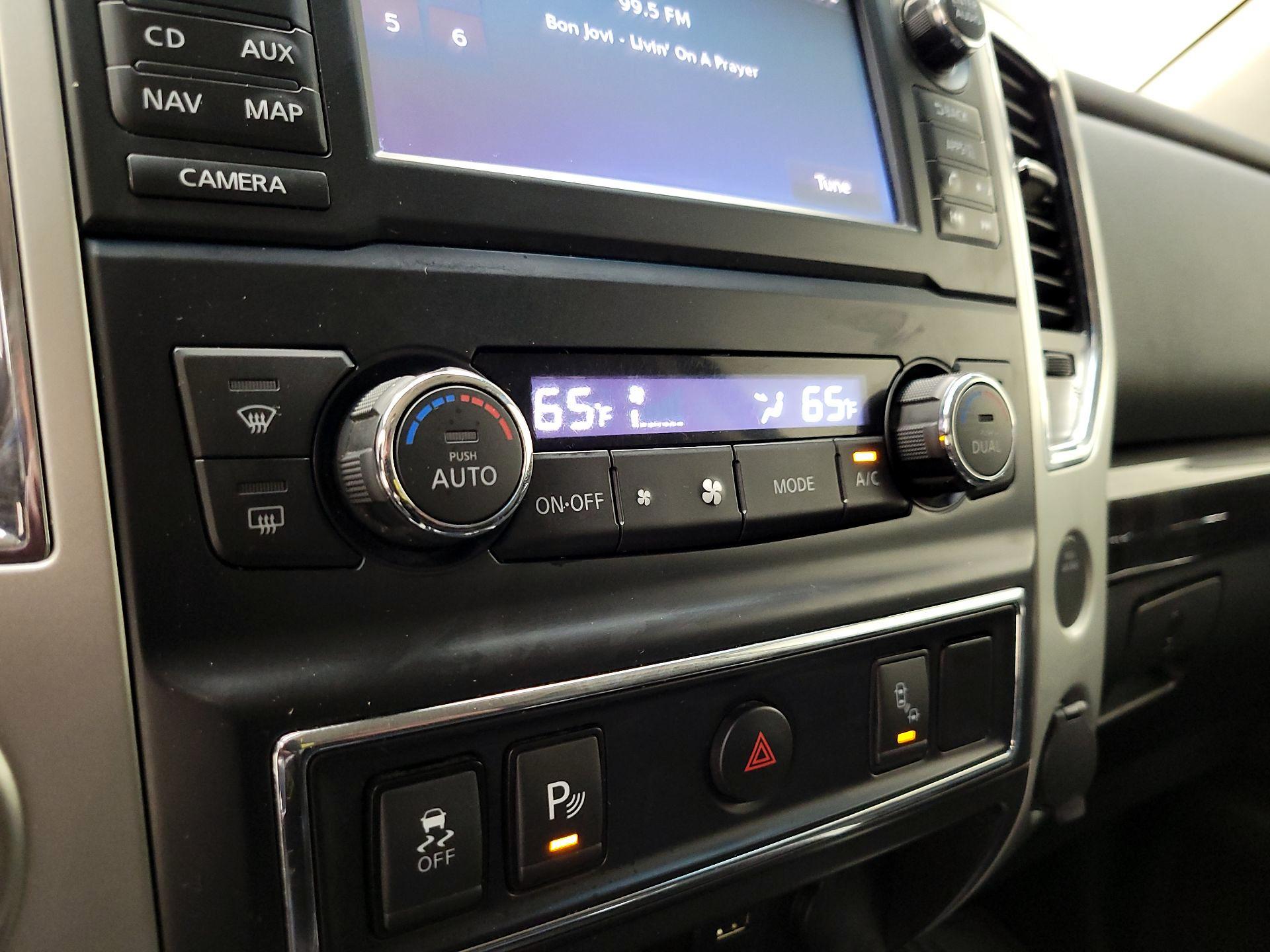 Thumbnail: 2018 Nissan Titan - 17