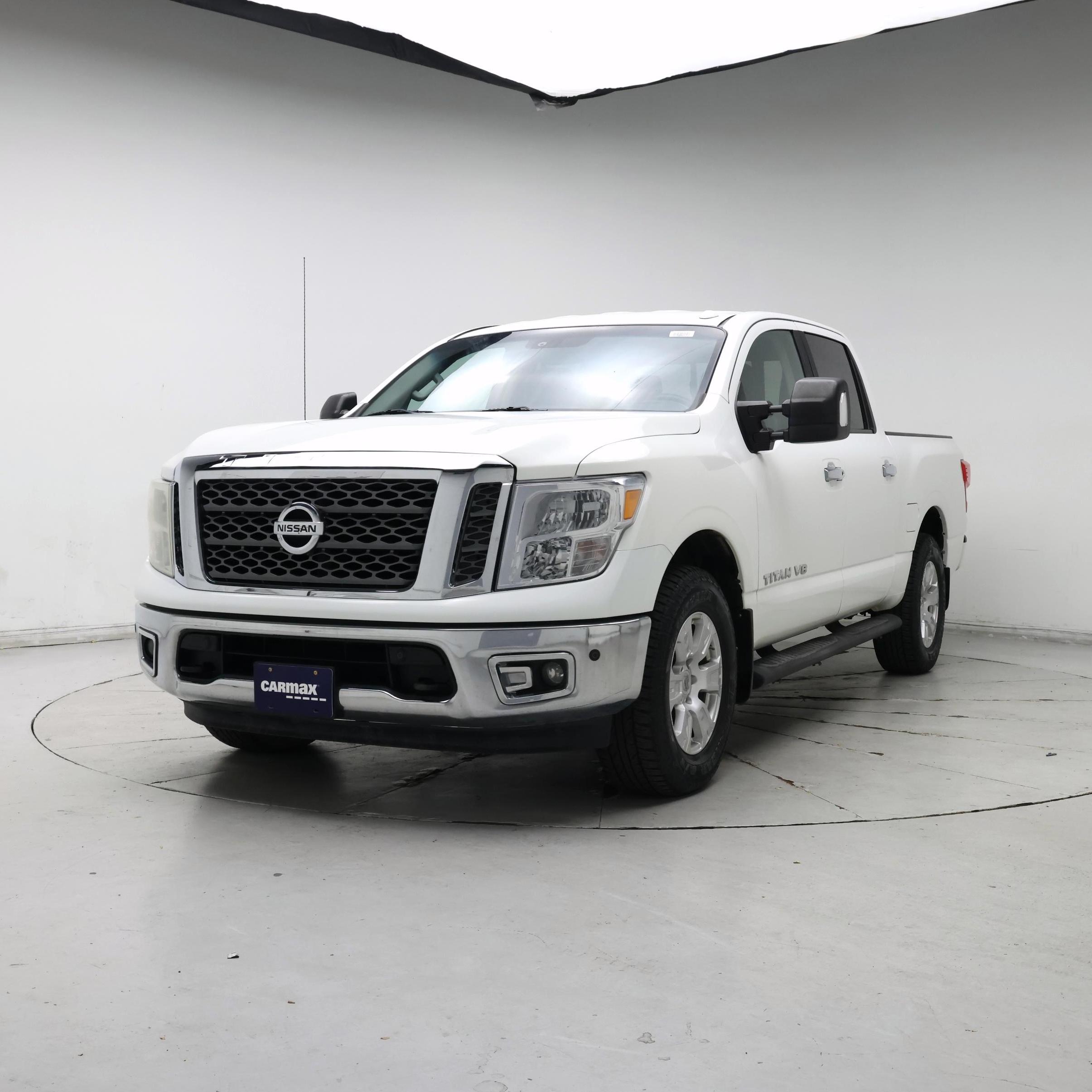 Thumbnail: 2018 Nissan Titan - 4