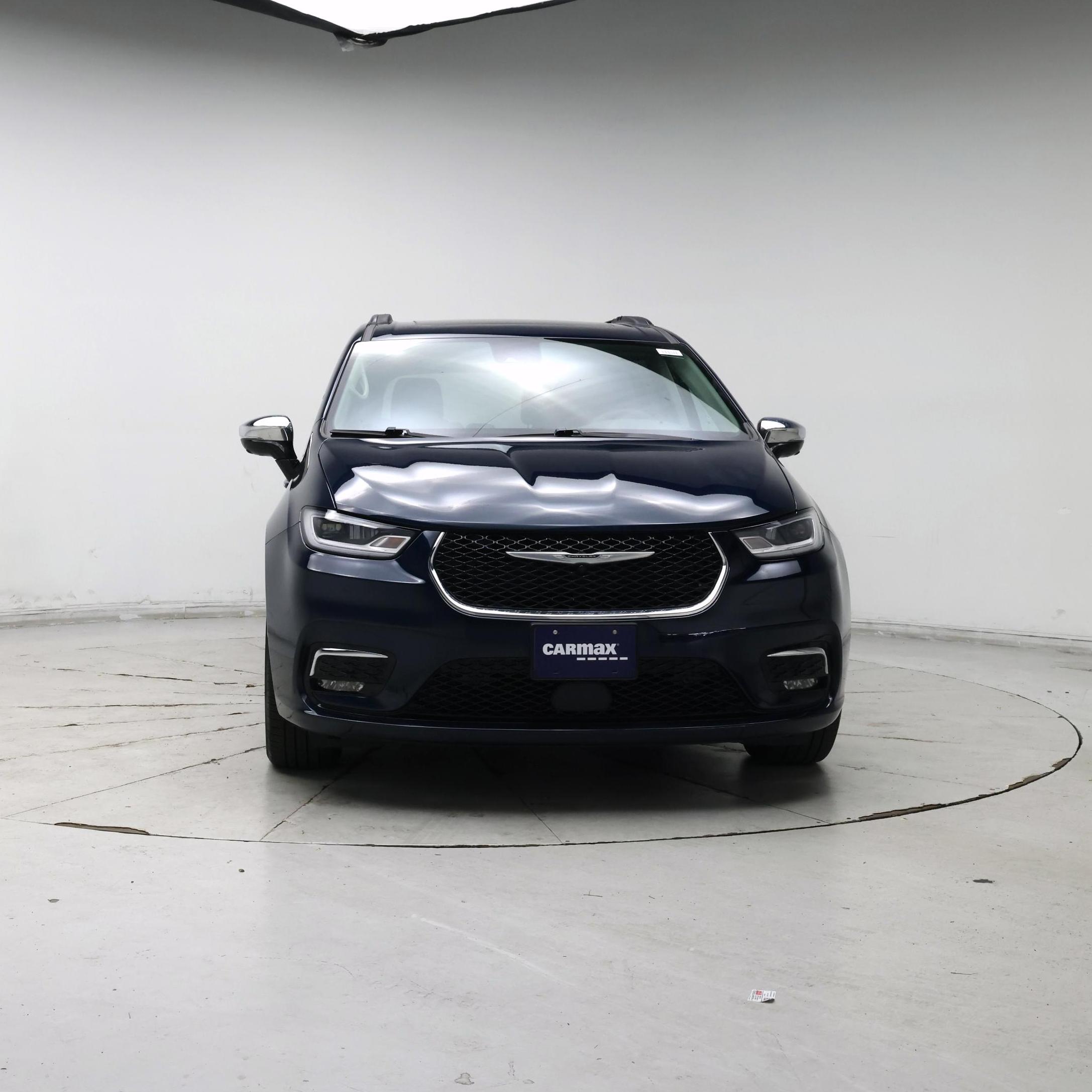 Thumbnail: 2023 Chrysler Pacifica - 5