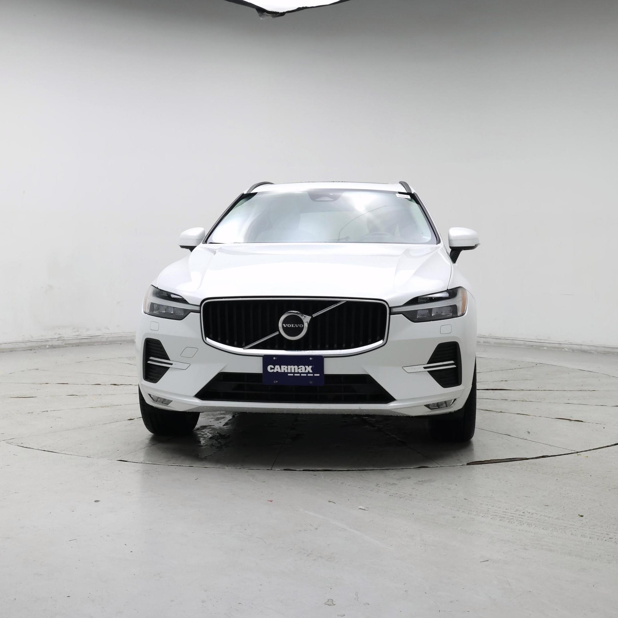 Thumbnail: 2022 Volvo XC60 - 5