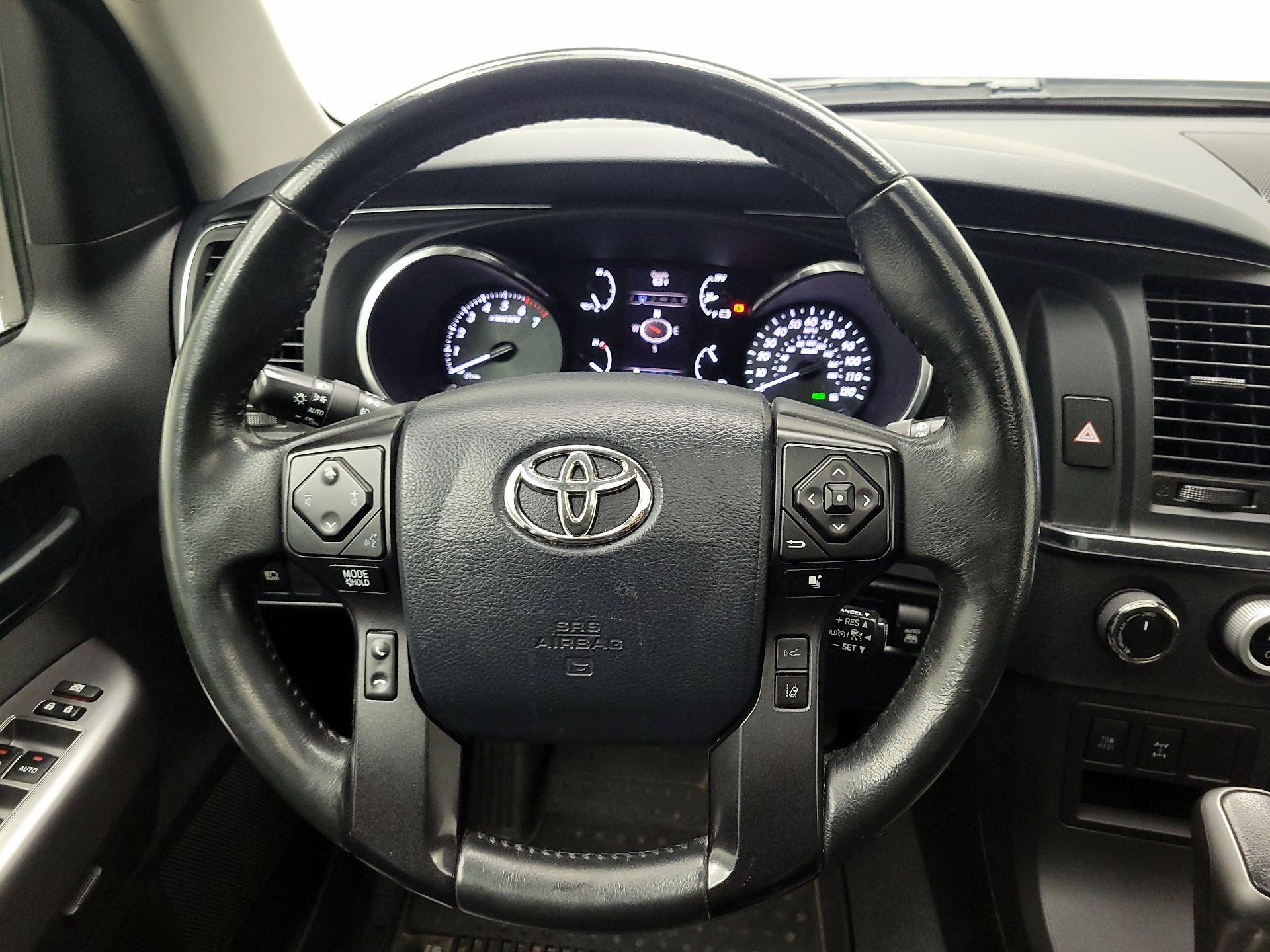 Thumbnail: 2020 Toyota Sequoia - 10