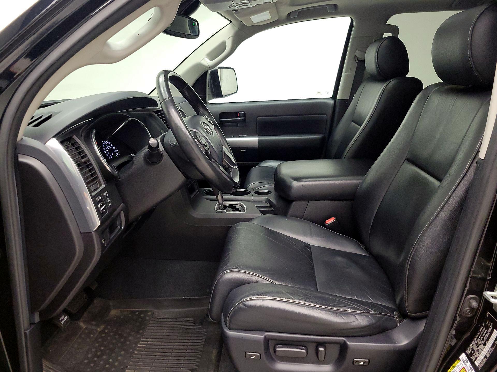 Thumbnail: 2020 Toyota Sequoia - 11