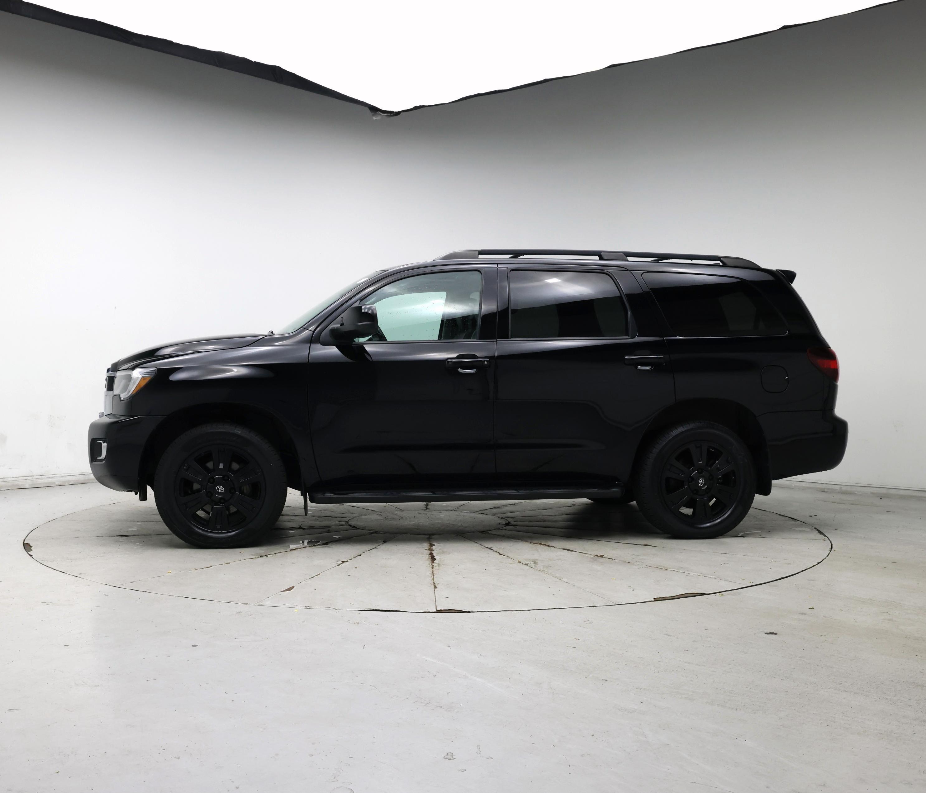 Thumbnail: 2020 Toyota Sequoia - 3
