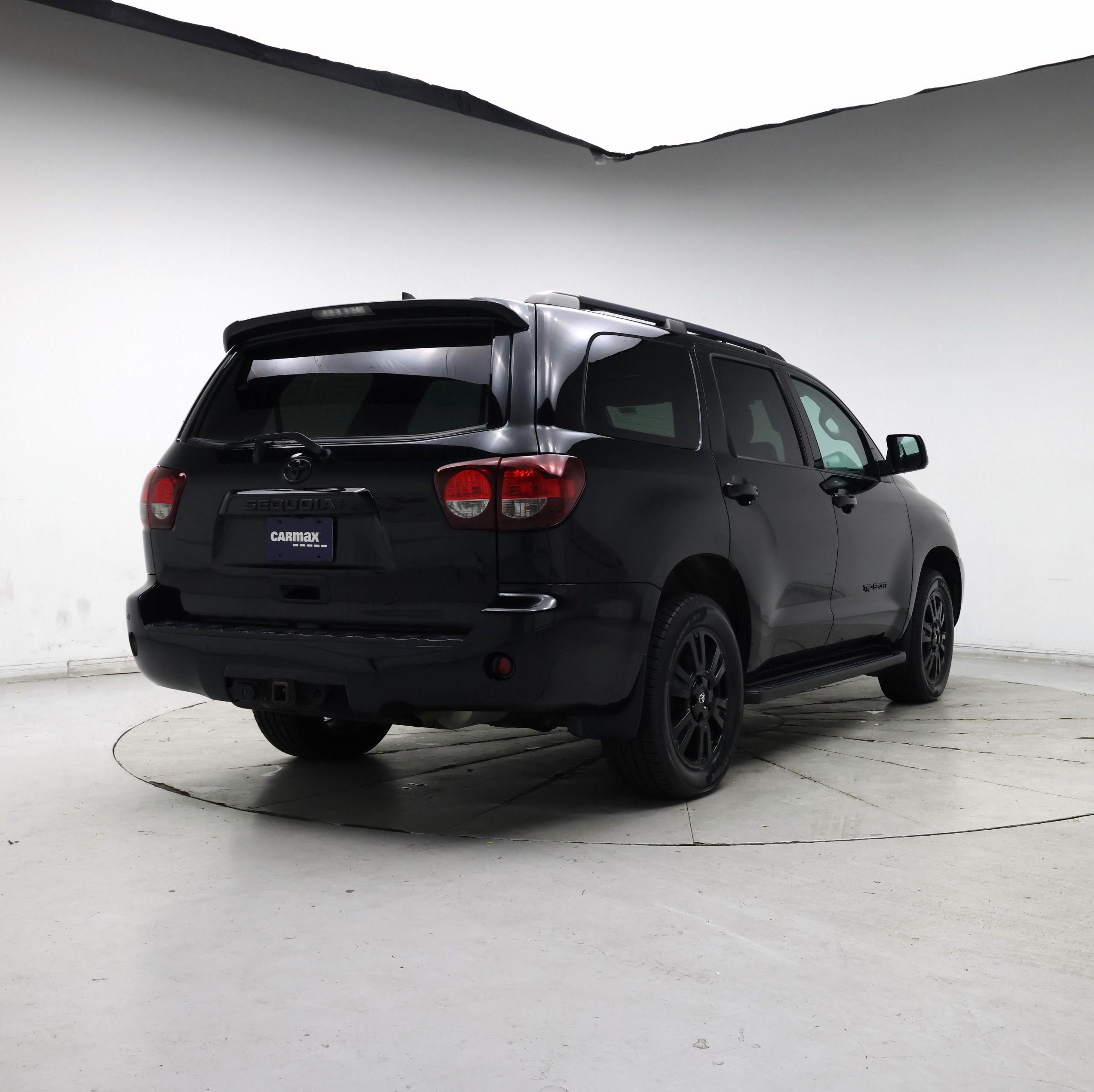 Thumbnail: 2020 Toyota Sequoia - 8