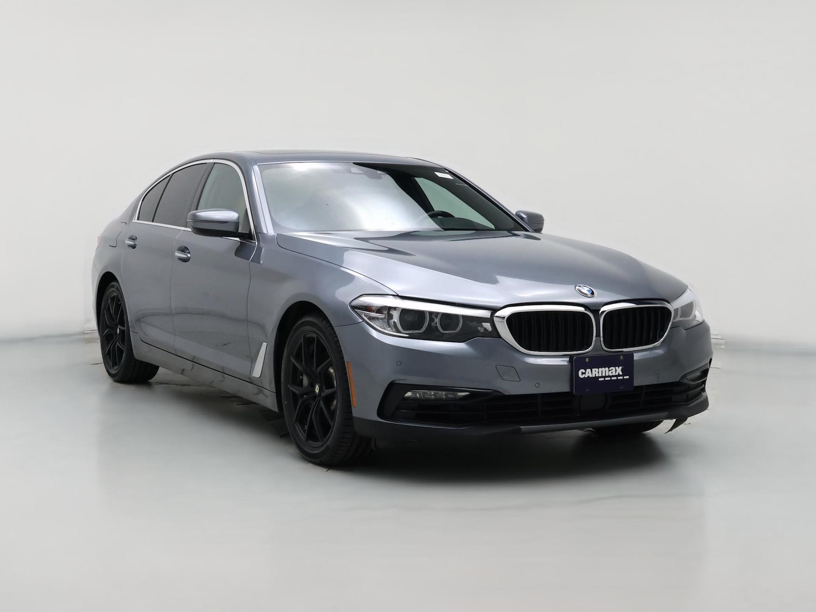 2018 BMW 5 Series 540i