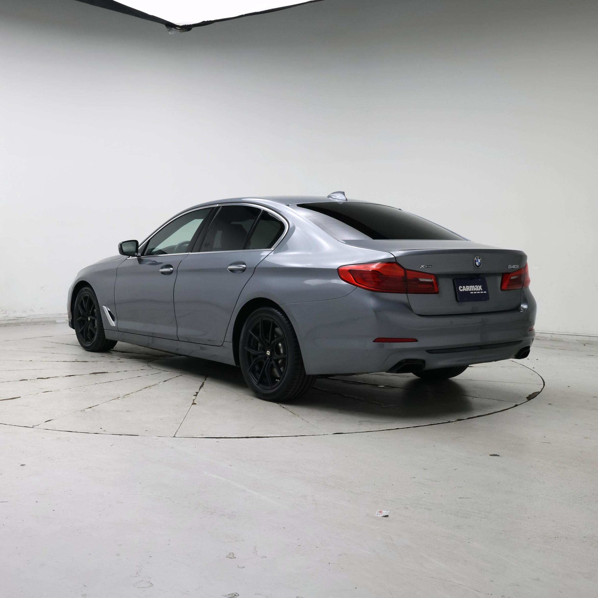 Thumbnail: 2018 BMW 5 Series - 2
