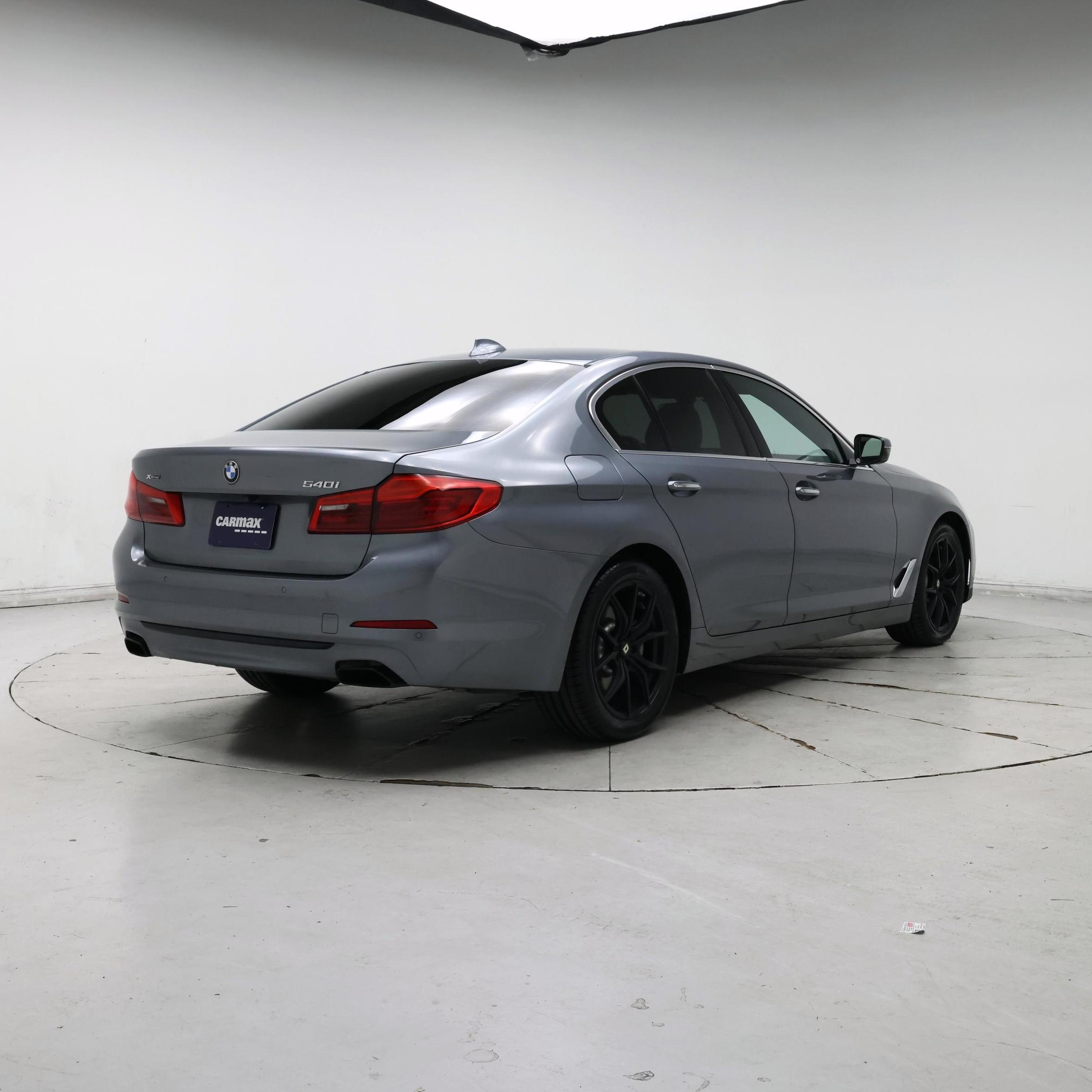 Thumbnail: 2018 BMW 5 Series - 8