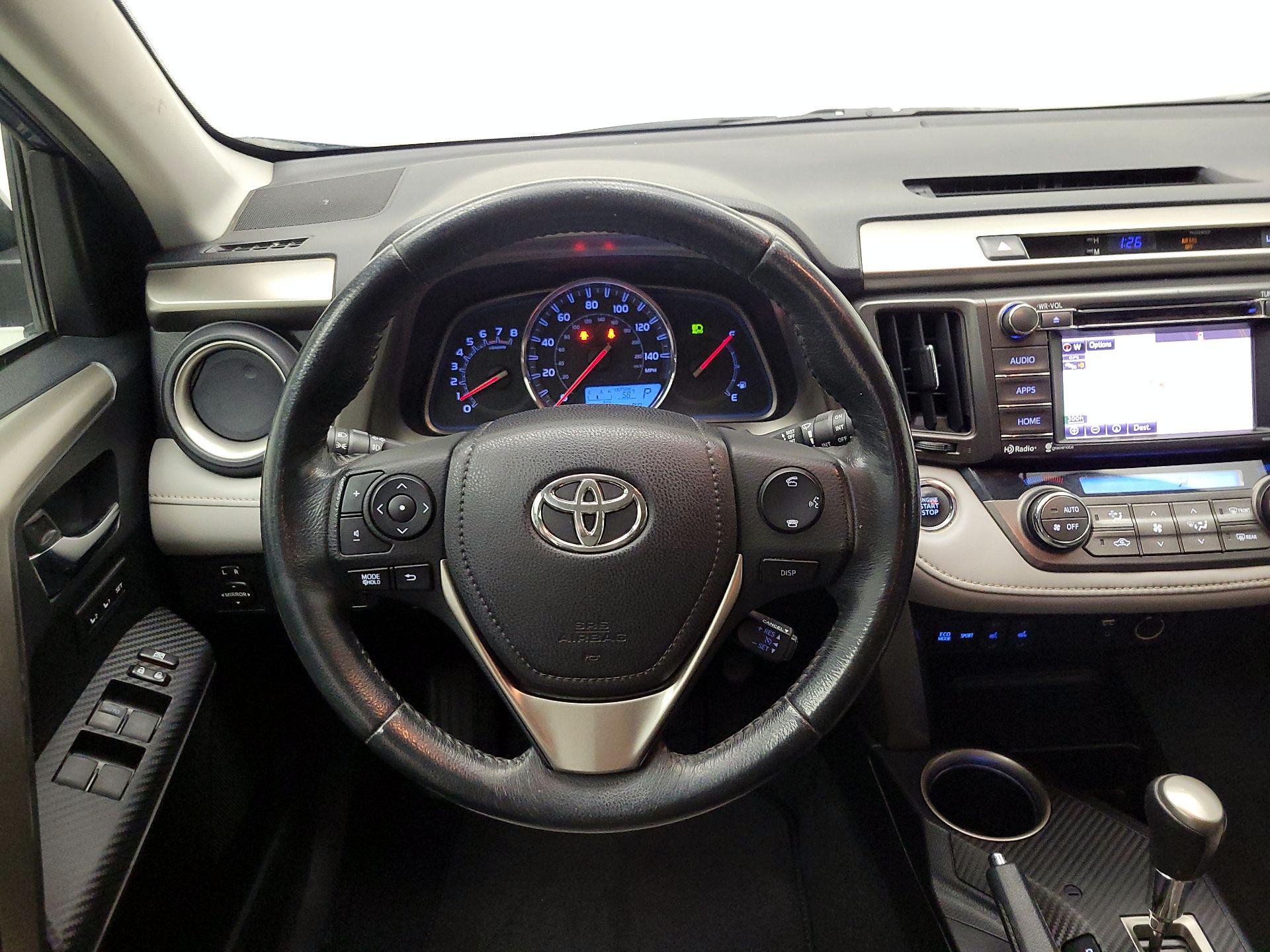 Thumbnail: 2014 Toyota RAV4 - 10