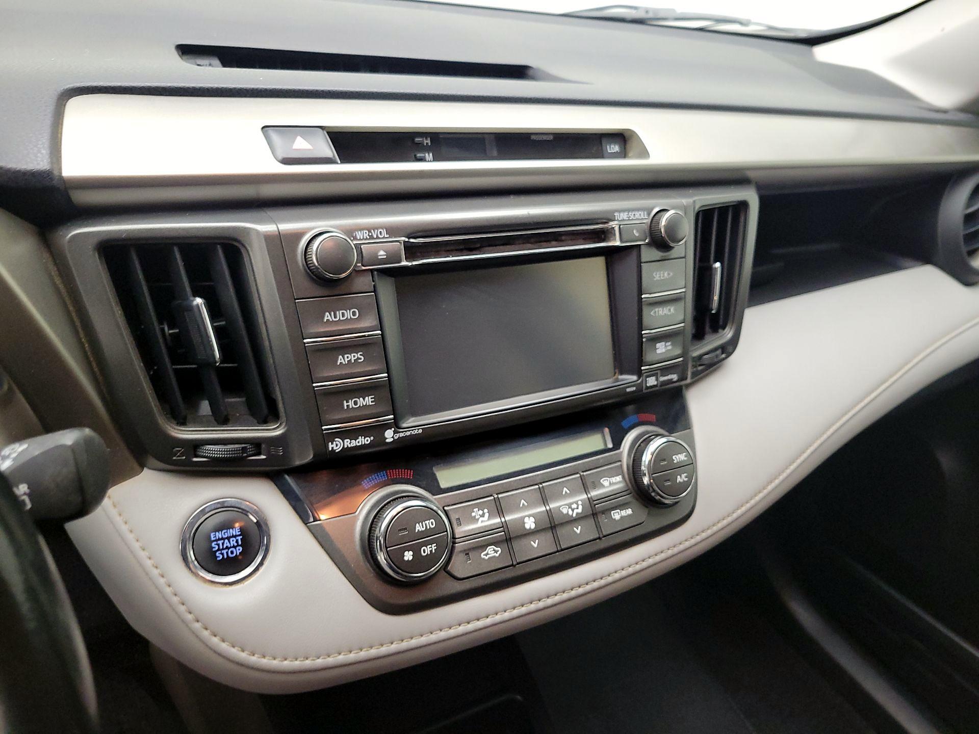 Thumbnail: 2014 Toyota RAV4 - 16