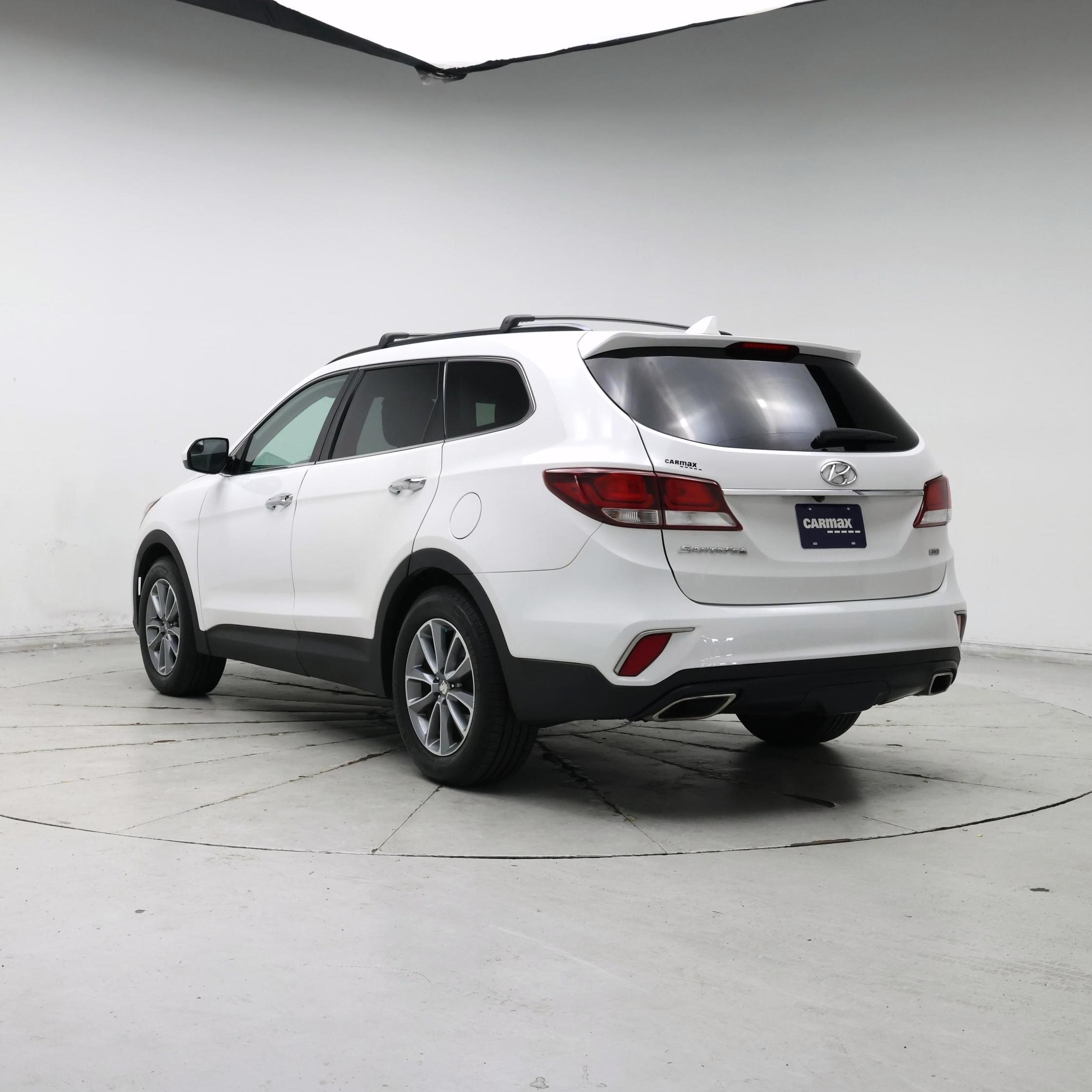 Thumbnail: 2017 Hyundai Santa Fe - 2