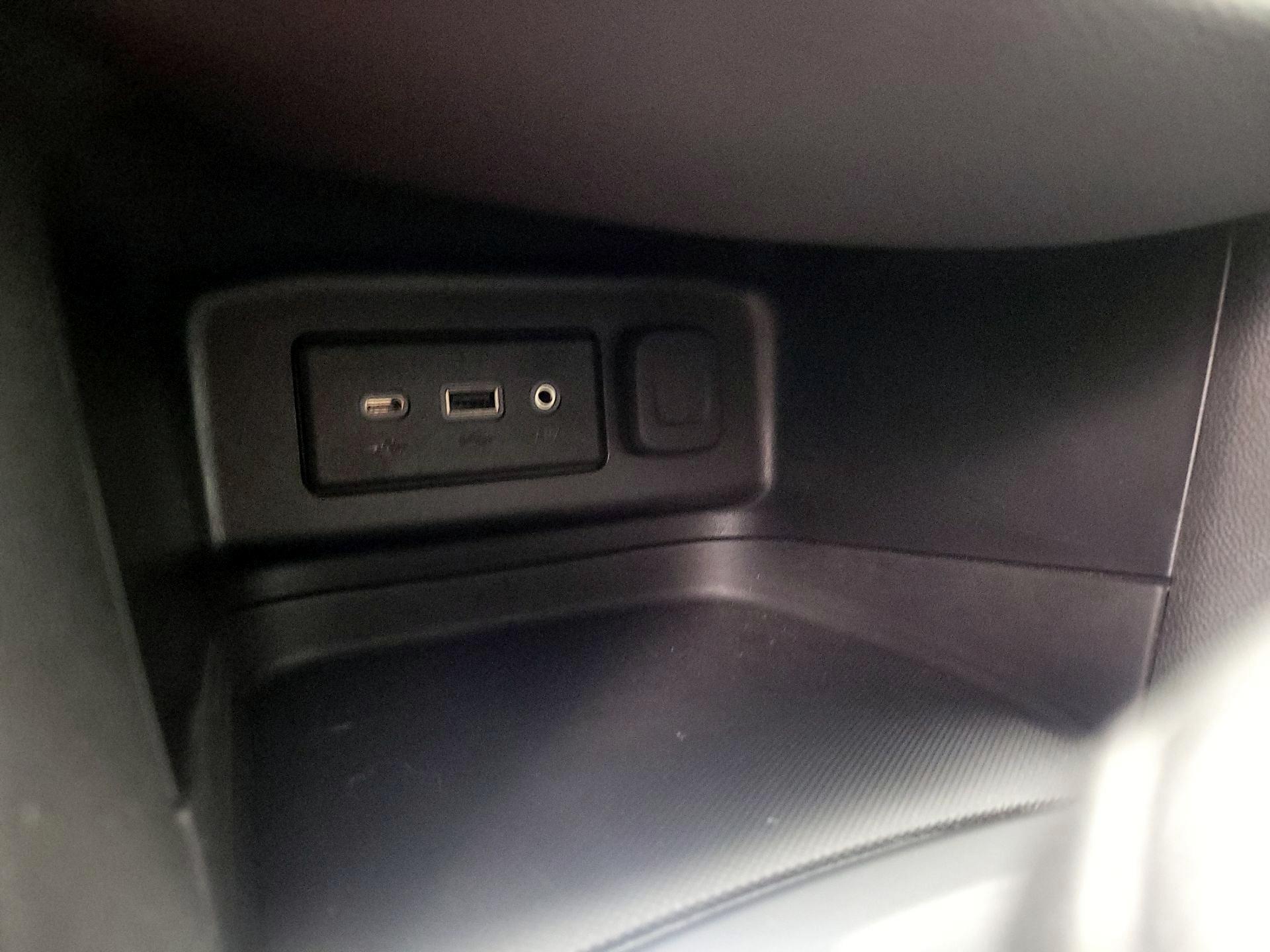 Thumbnail: 2023 Chevrolet Equinox - 18