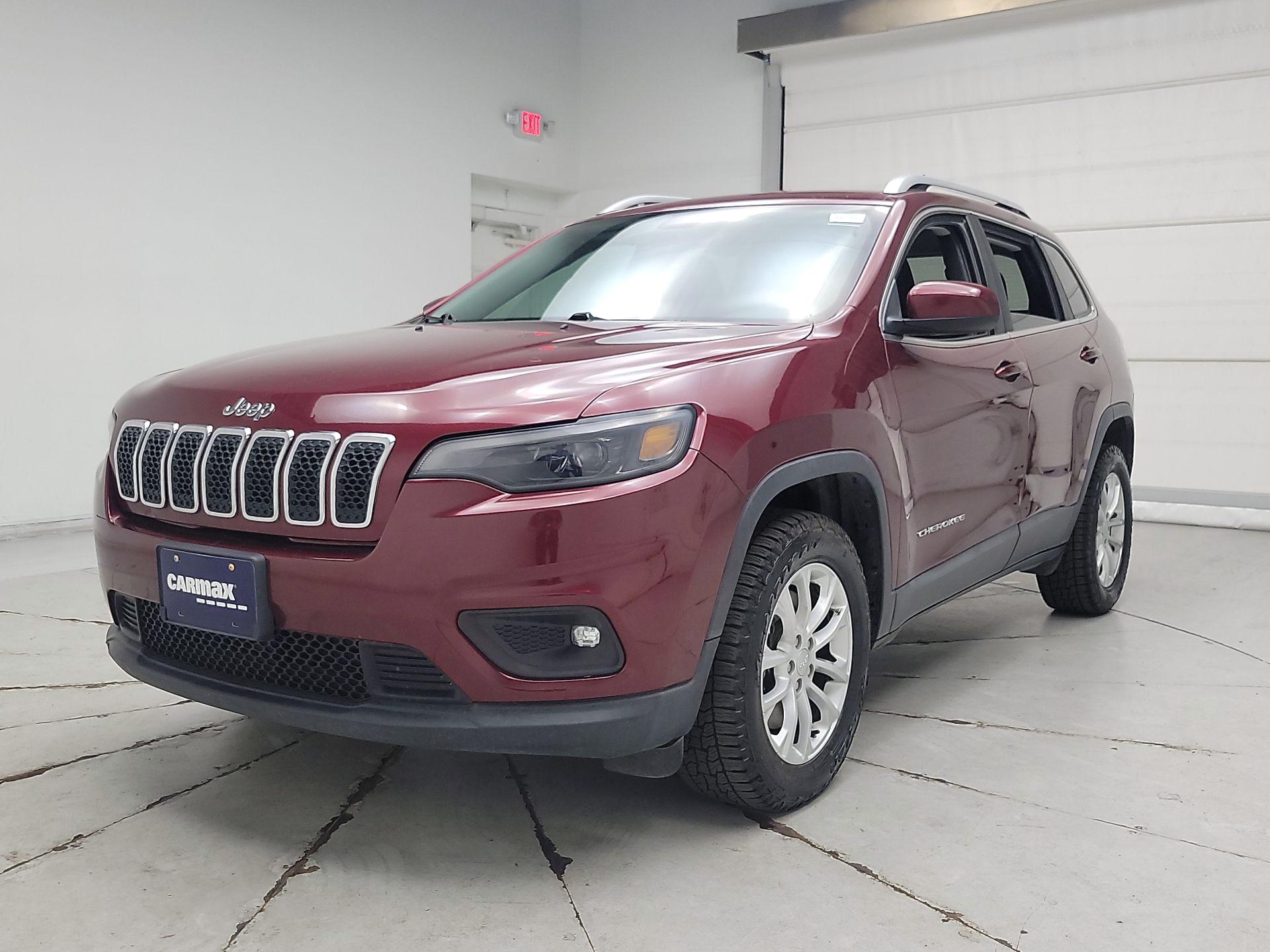 Thumbnail: 2019 Jeep Cherokee - 3