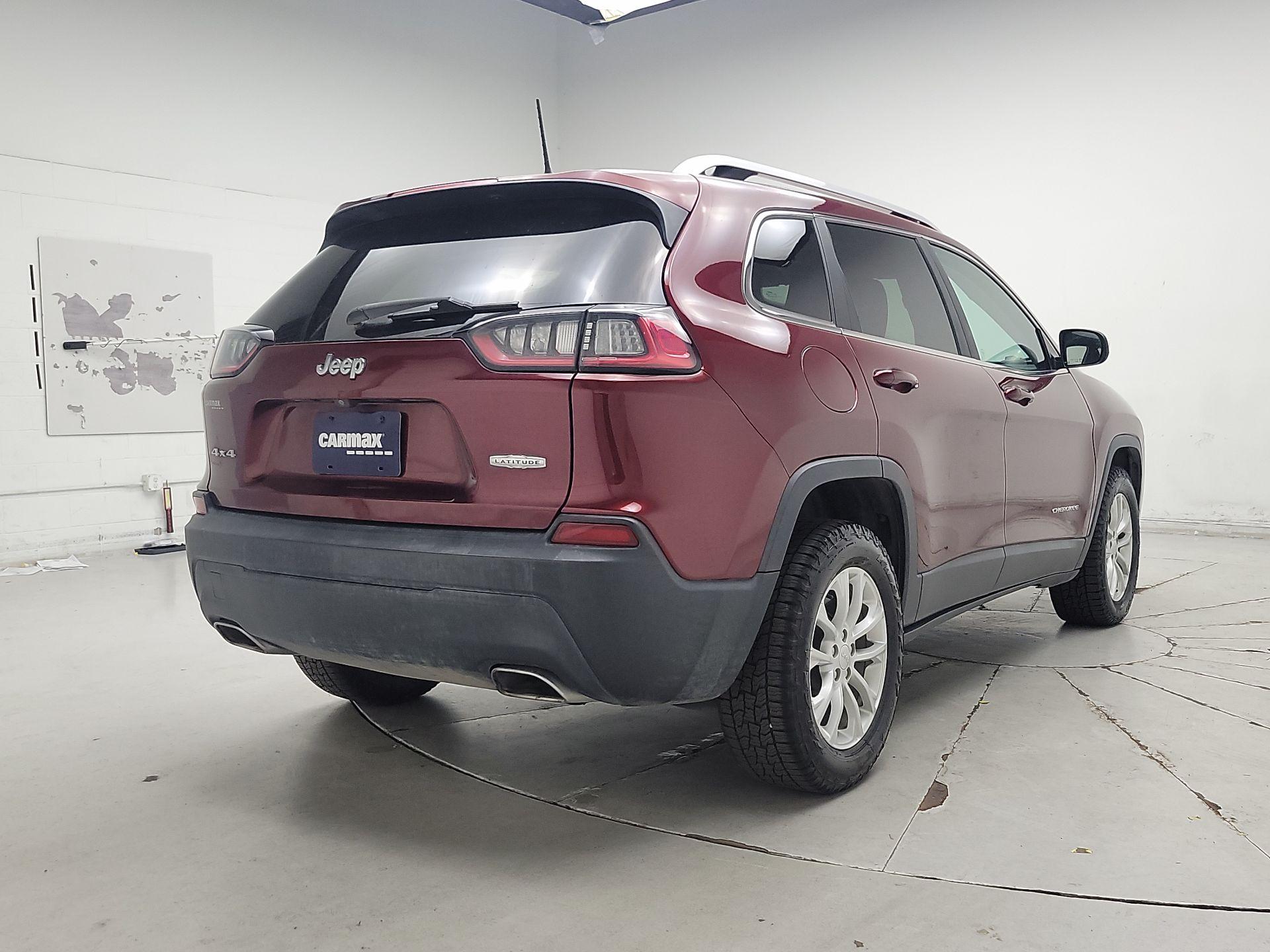 Thumbnail: 2019 Jeep Cherokee - 5