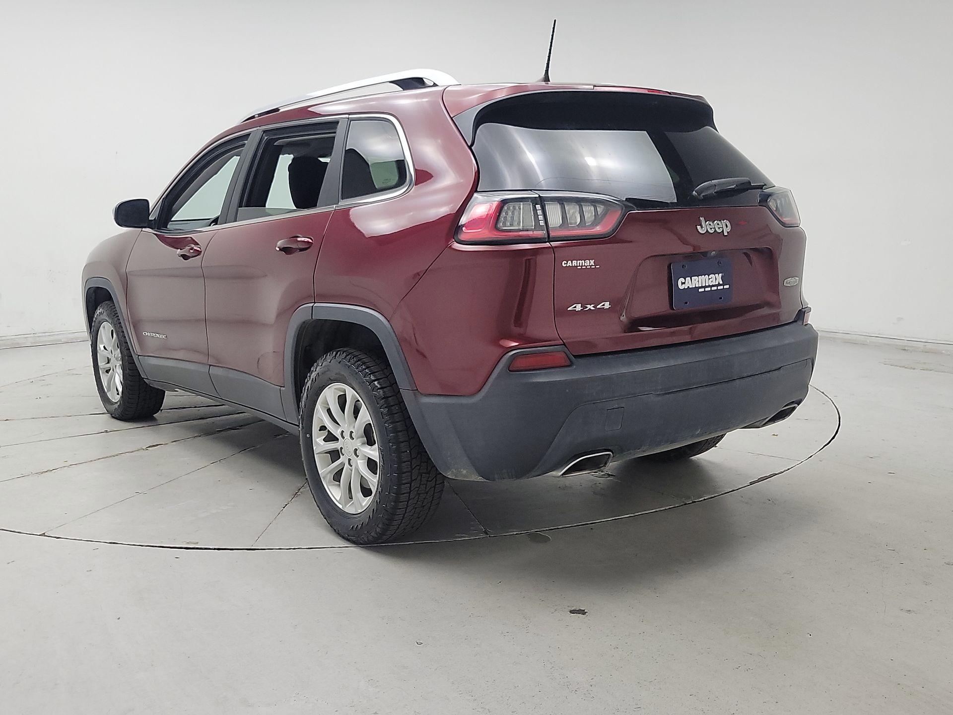 Thumbnail: 2019 Jeep Cherokee - 7