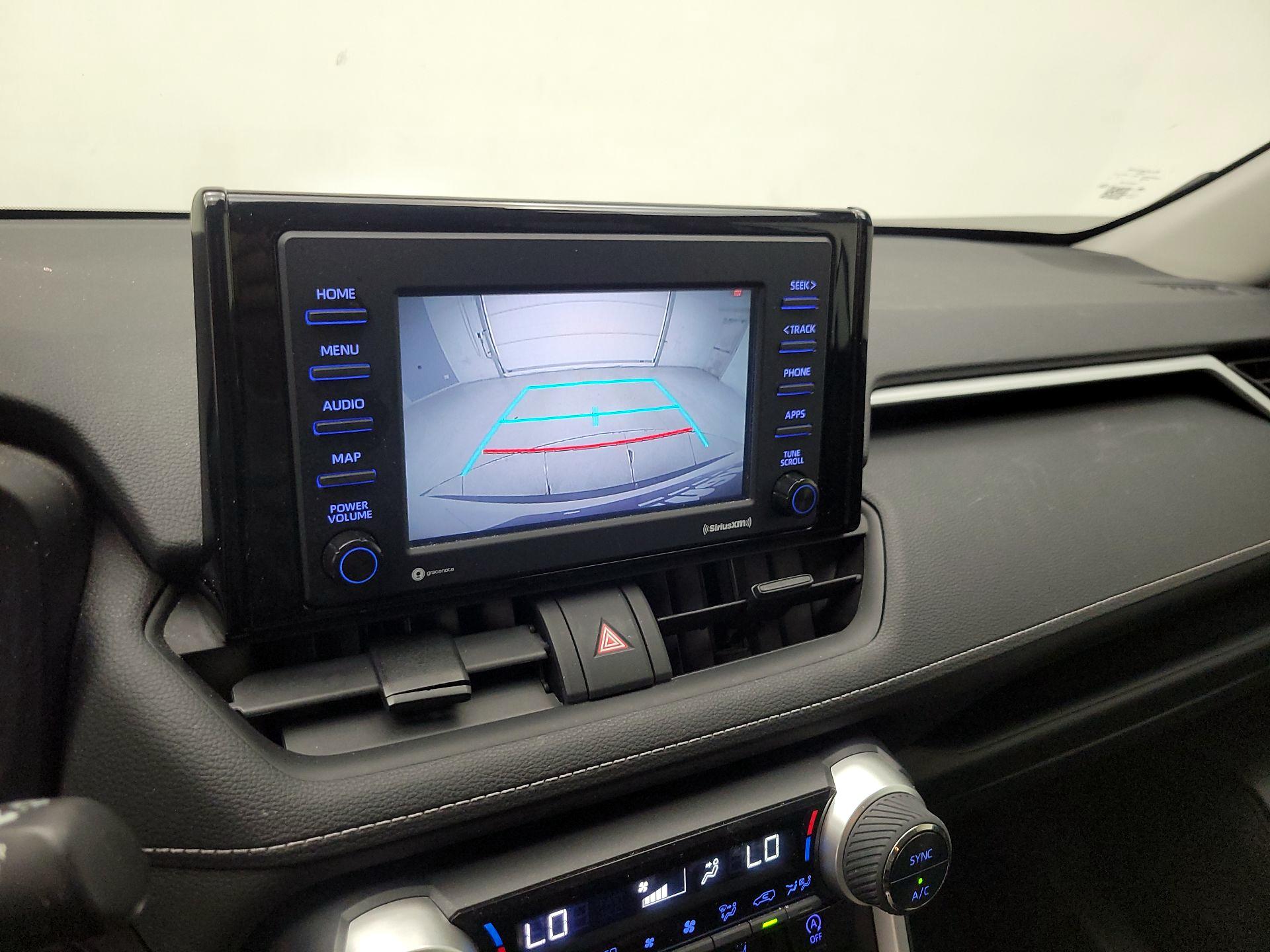 Thumbnail: 2021 Toyota RAV4 - 15