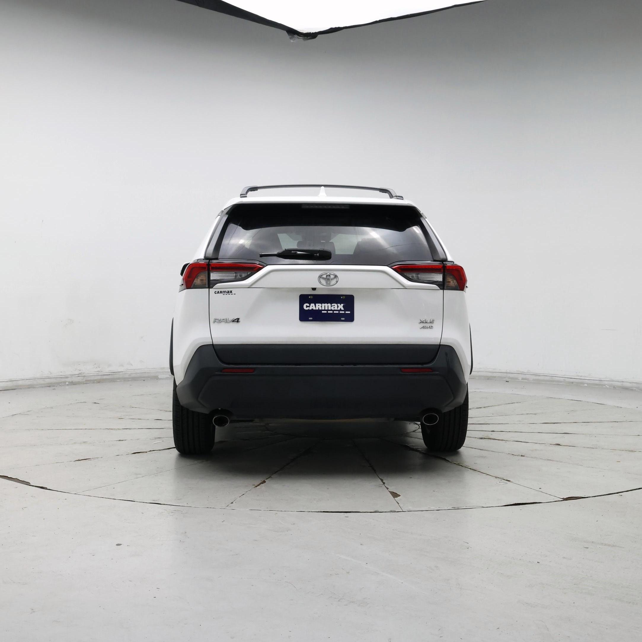 Thumbnail: 2021 Toyota RAV4 - 6