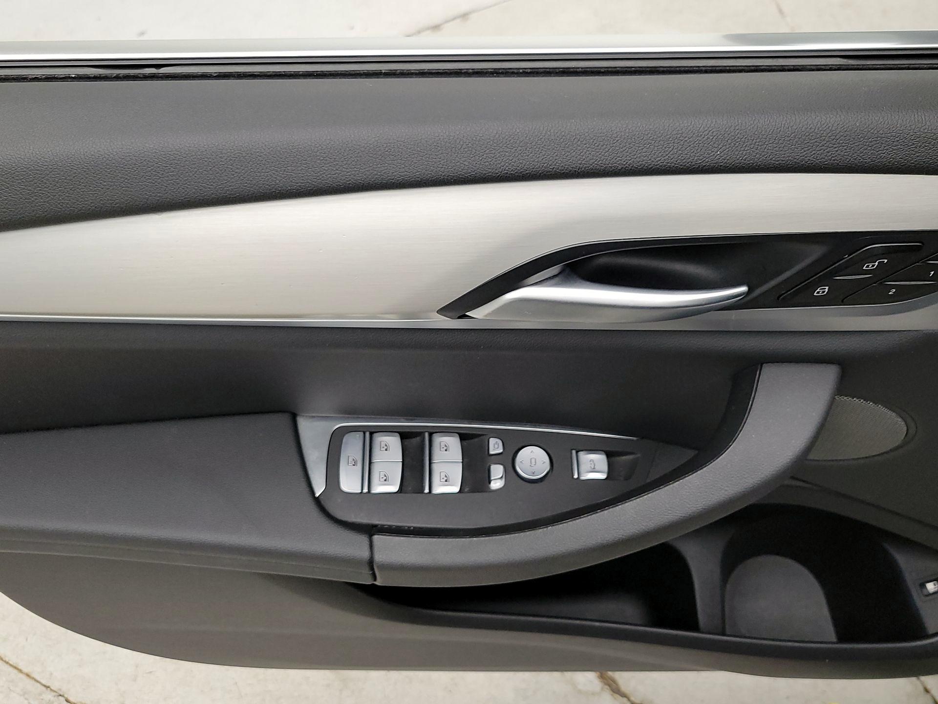 Thumbnail: 2021 BMW X3 - 12