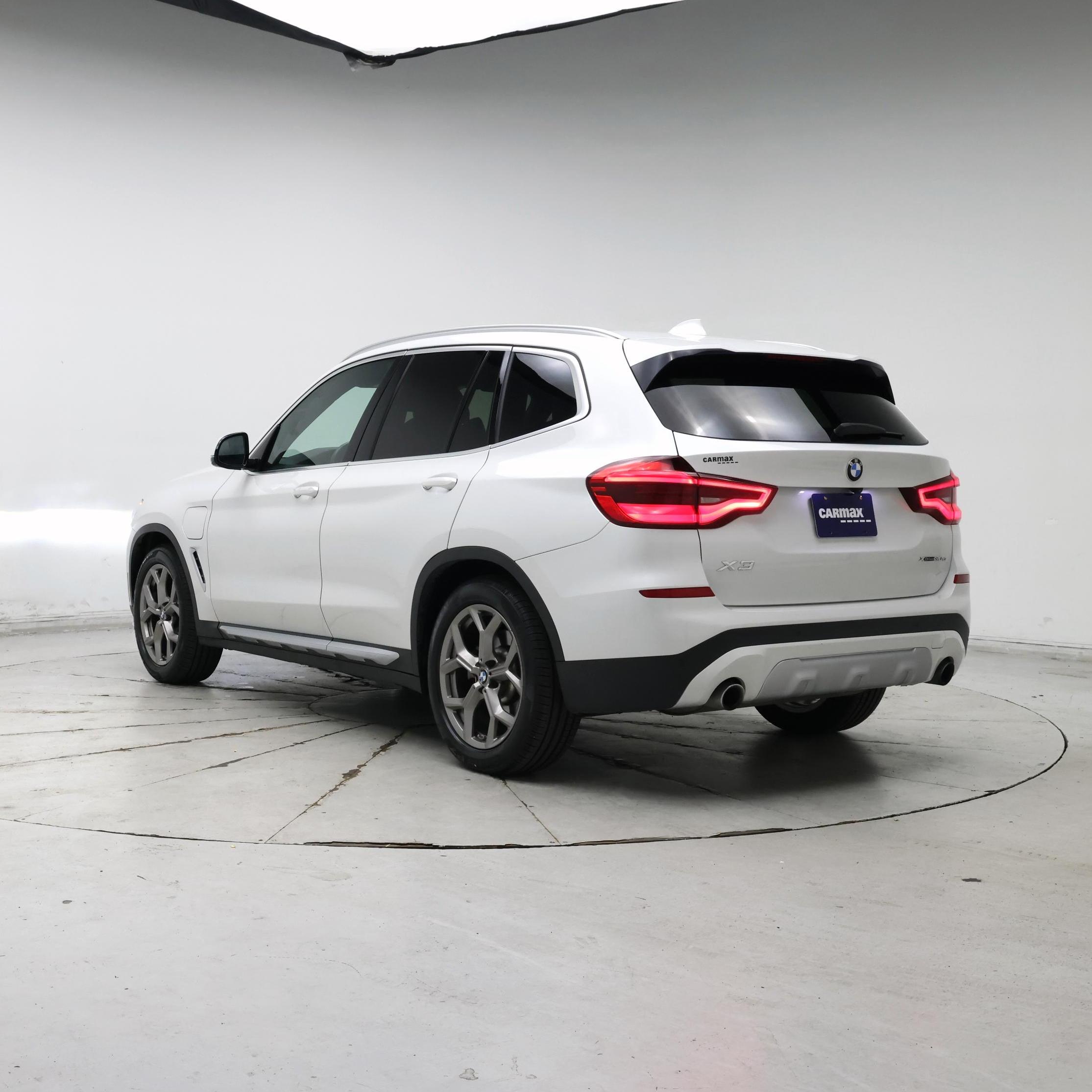 Thumbnail: 2021 BMW X3 - 2