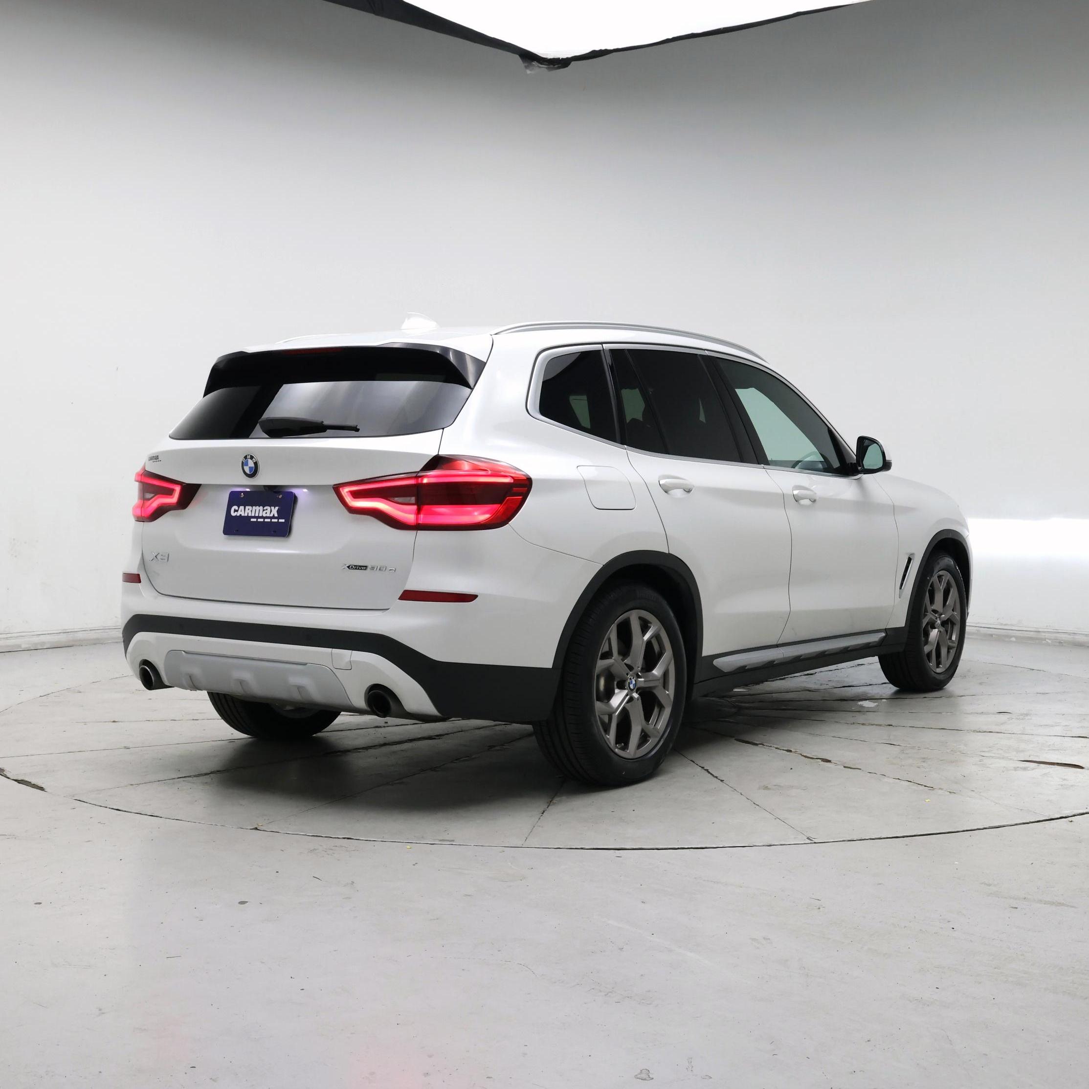 Thumbnail: 2021 BMW X3 - 8