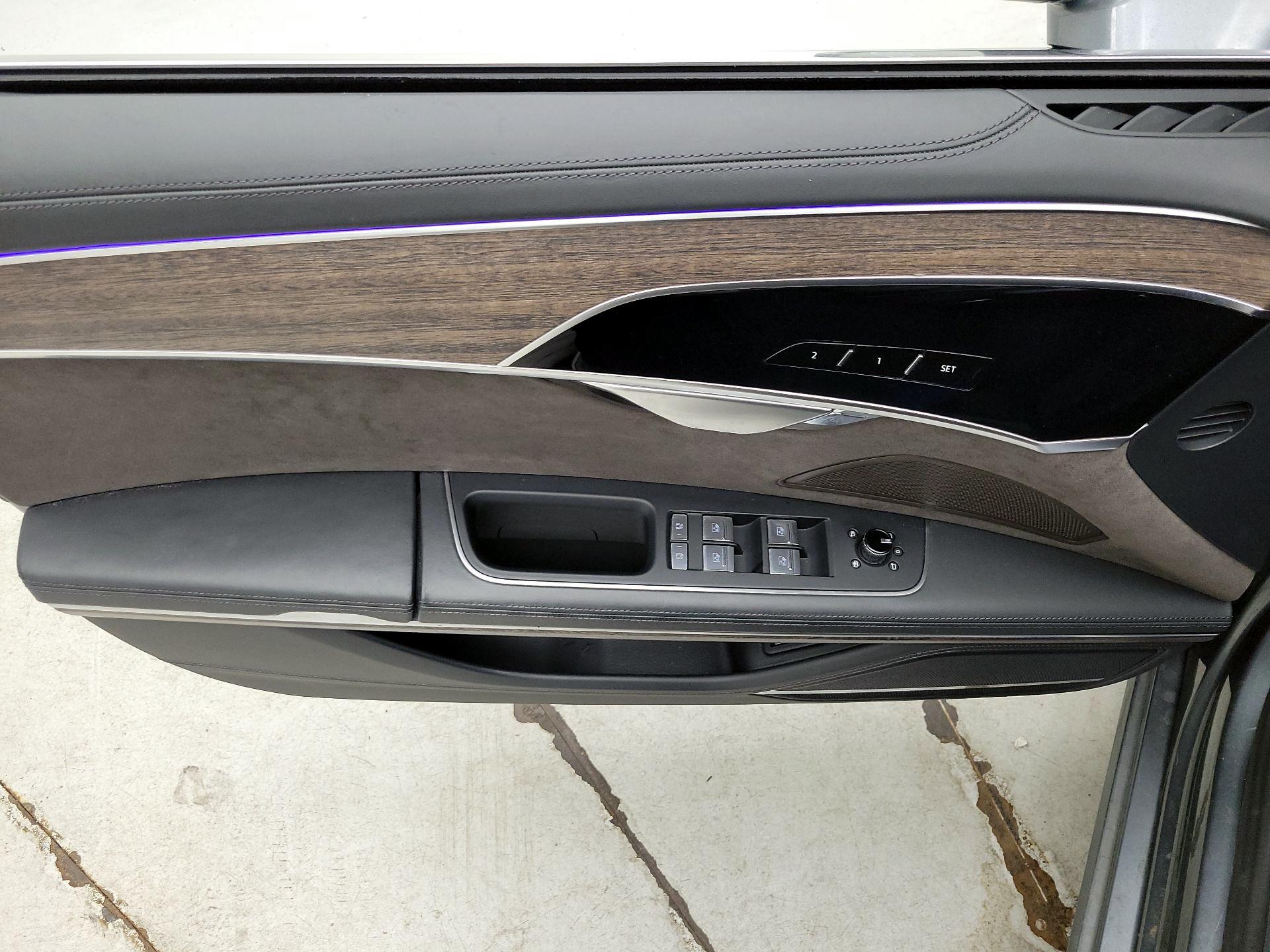 Thumbnail: 2019 Audi A8 - 12
