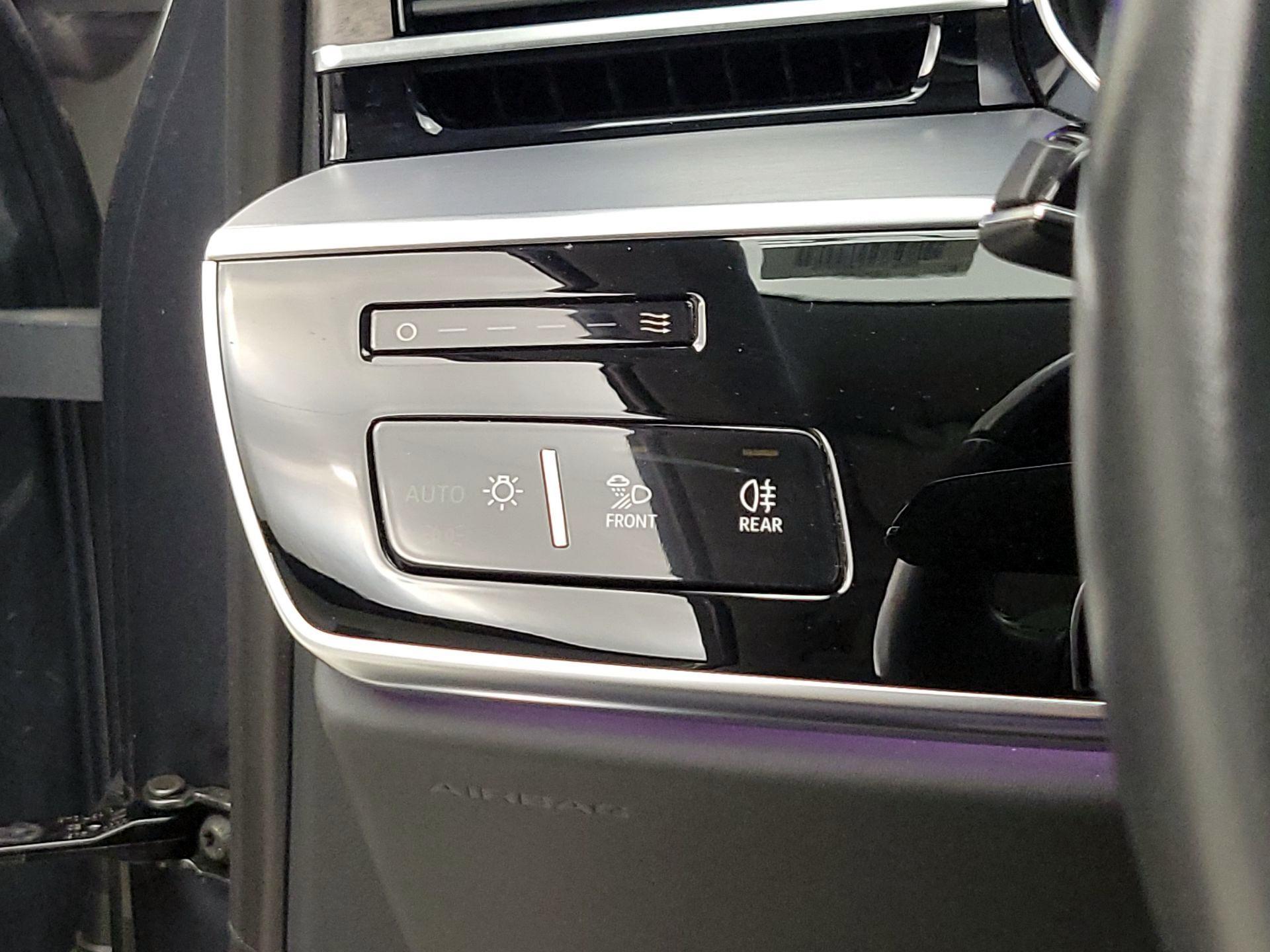Thumbnail: 2019 Audi A8 - 13