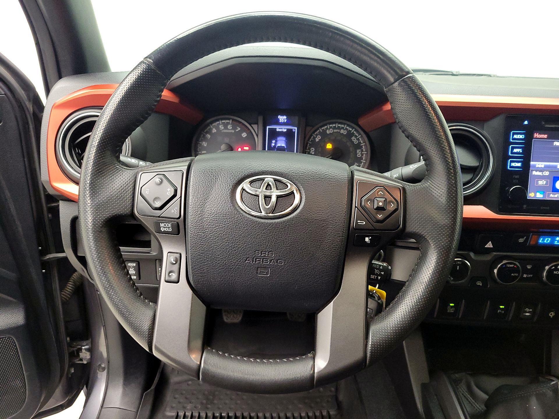 Thumbnail: 2016 Toyota Tacoma - 10