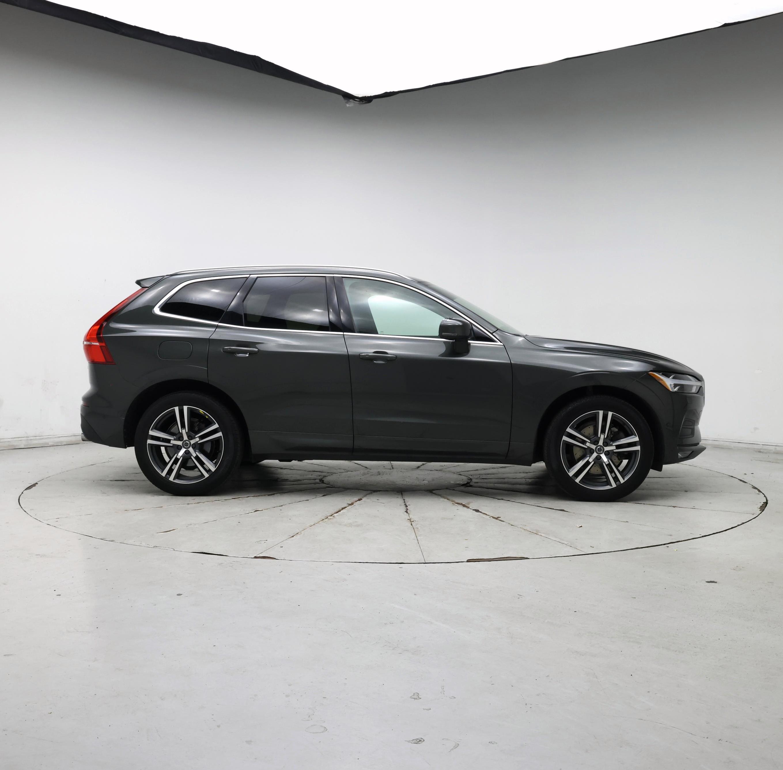 Thumbnail: 2018 Volvo XC60 - 7