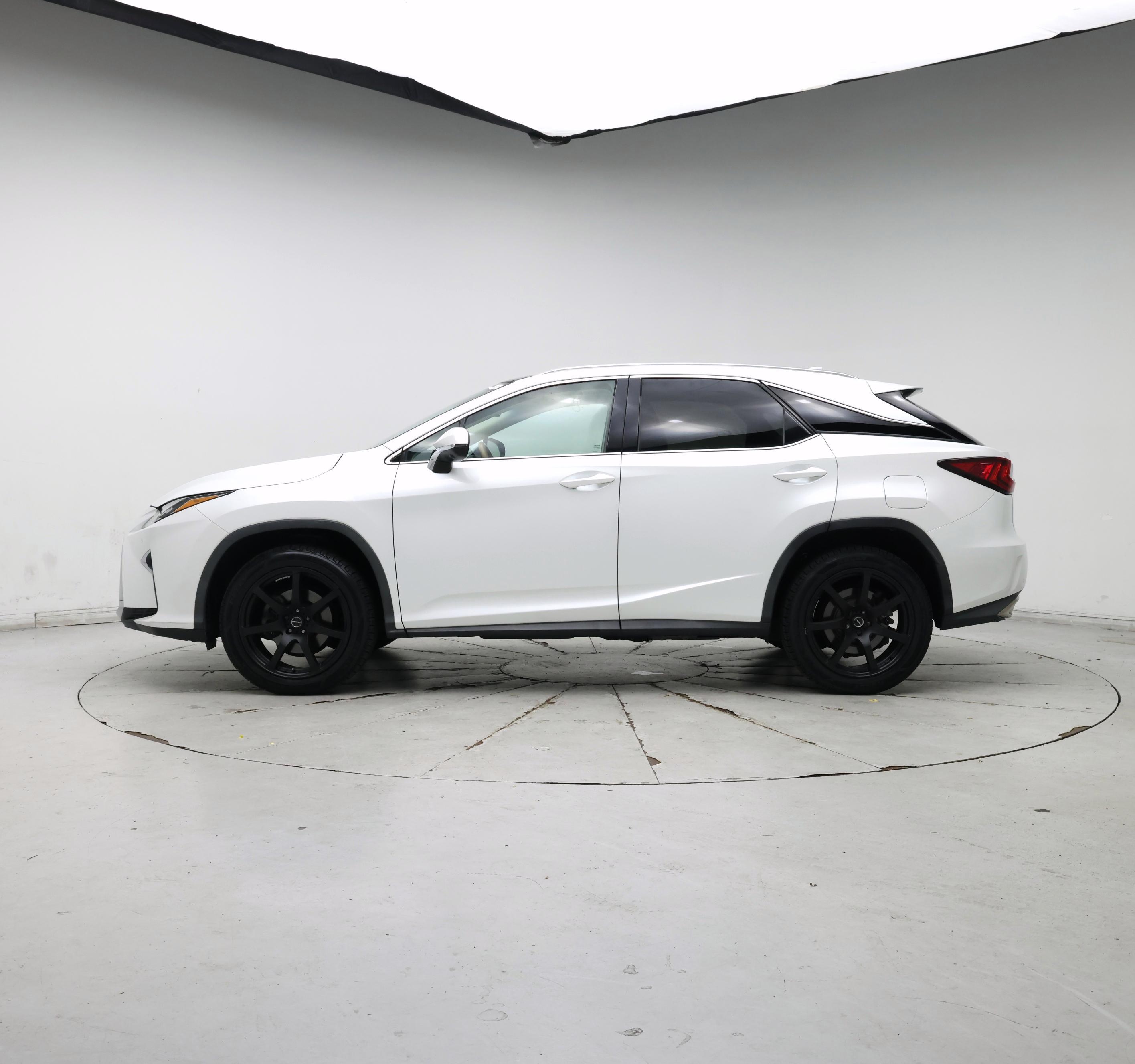Thumbnail: 2016 Lexus RX - 3