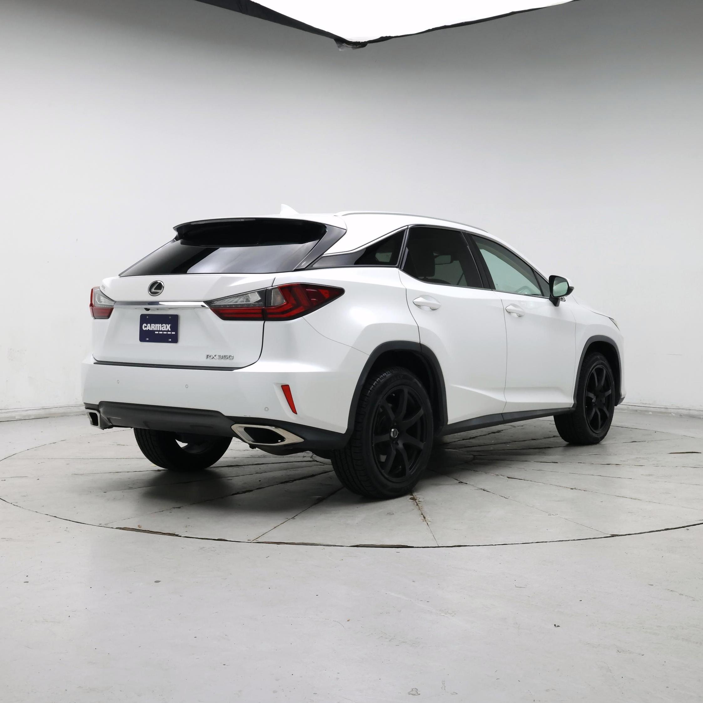 Thumbnail: 2016 Lexus RX - 8