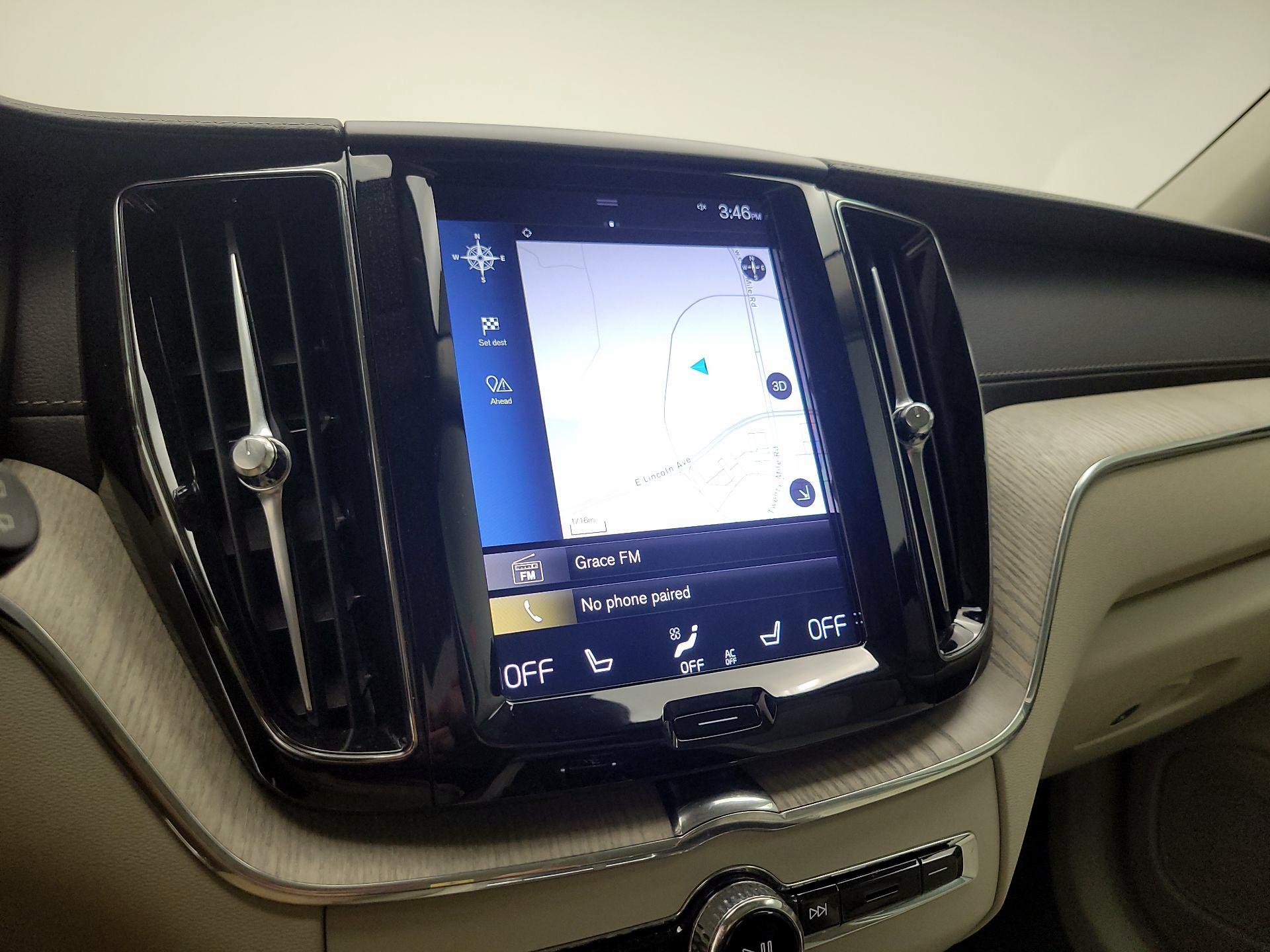 Thumbnail: 2020 Volvo XC60 - 12