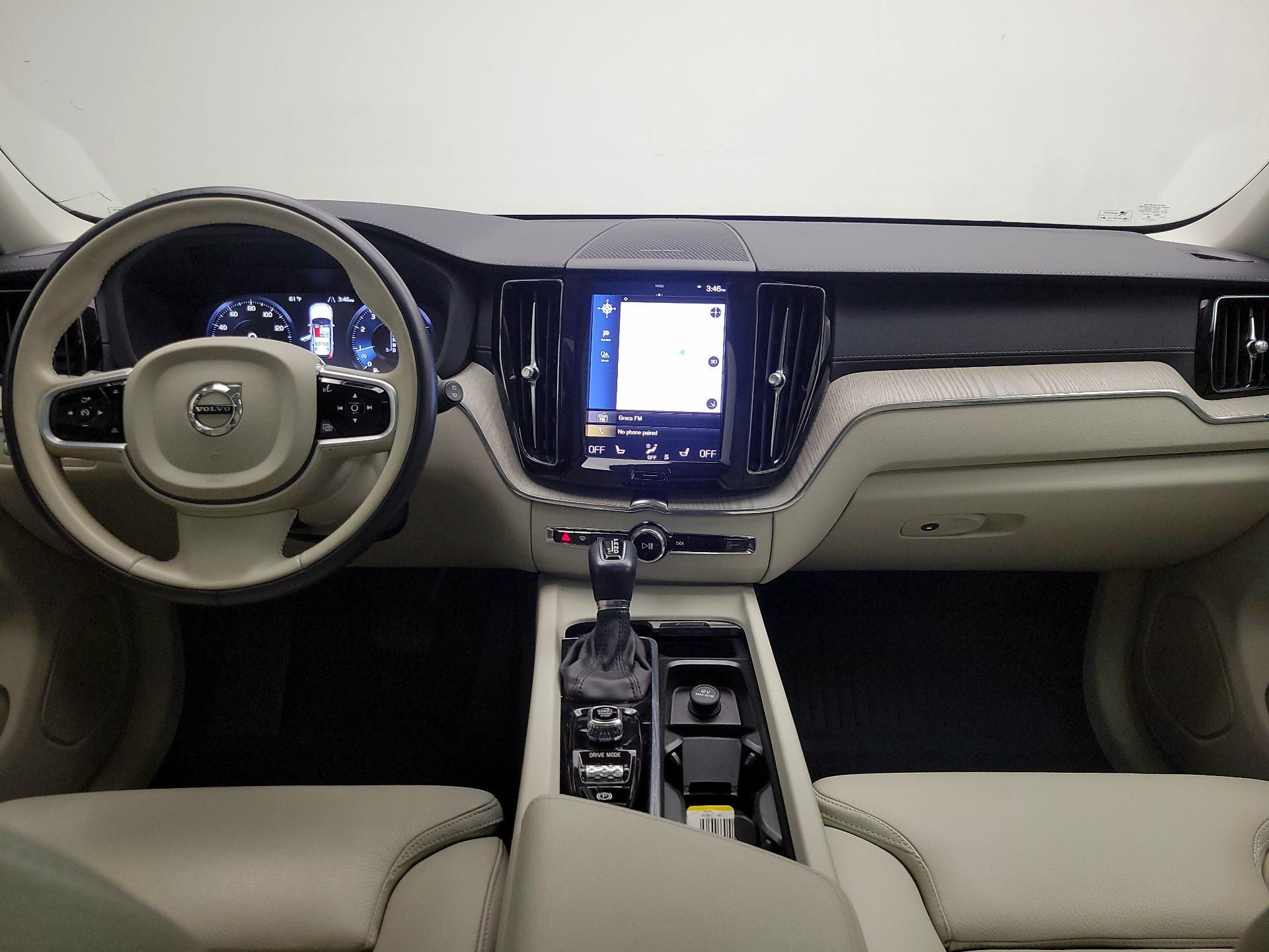 Thumbnail: 2020 Volvo XC60 - 8